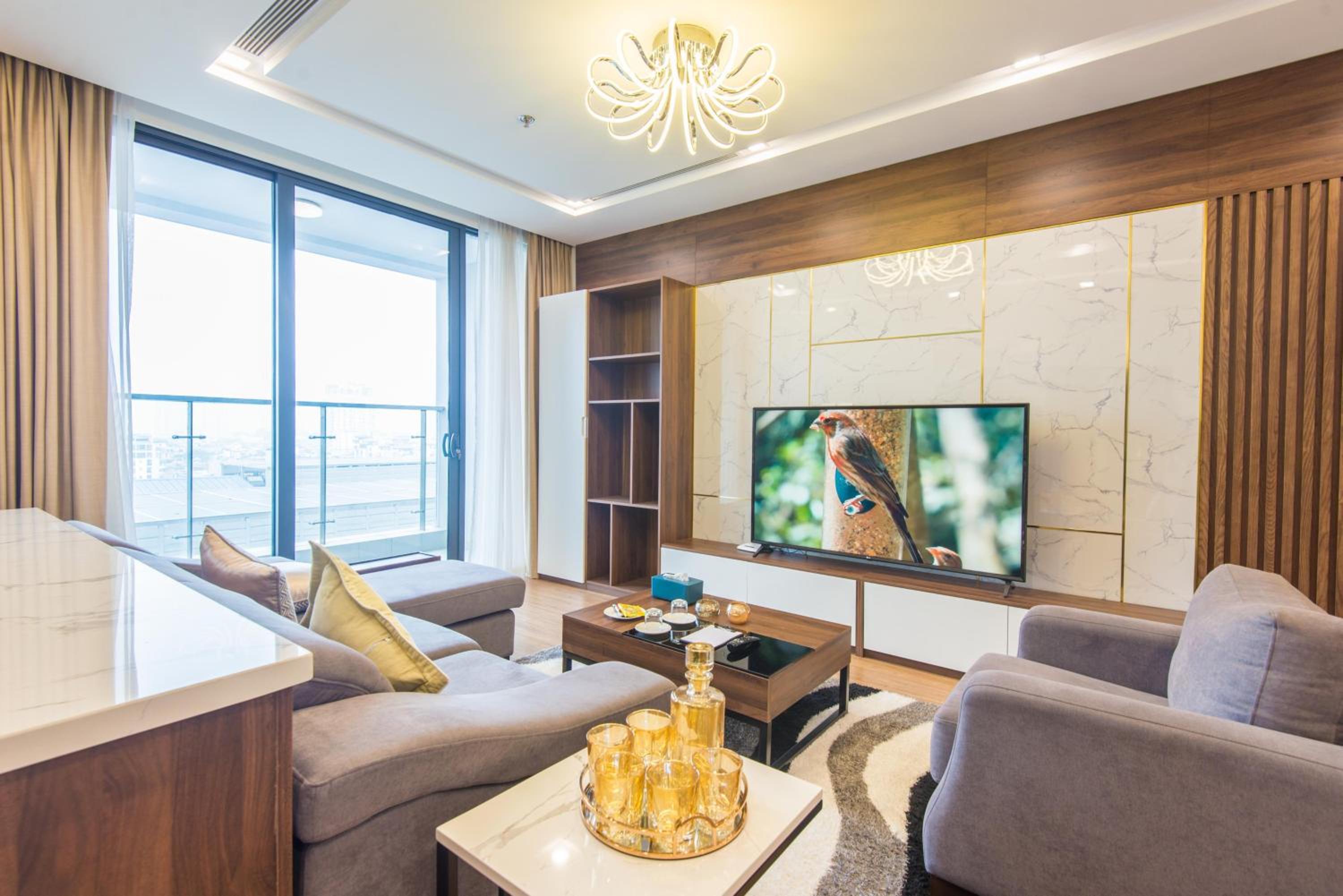 Premium Apartment Vinhomes Metropolis BaDinh