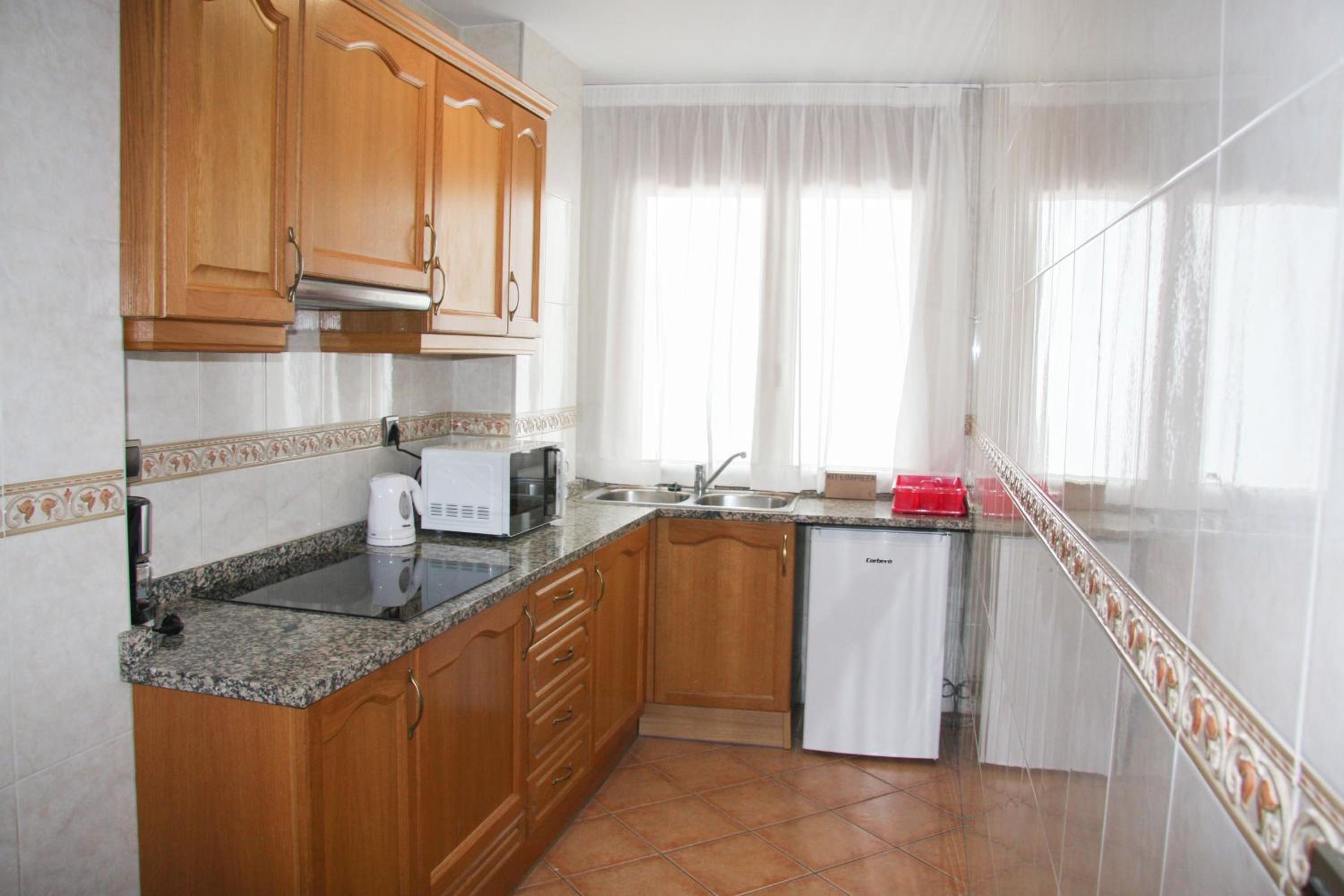 APARTAMENTS COLELLS