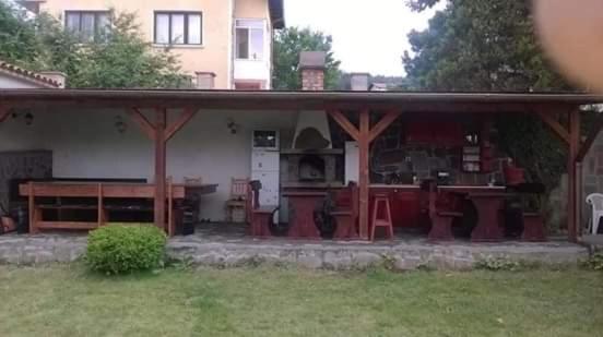 Guest House Gergevana