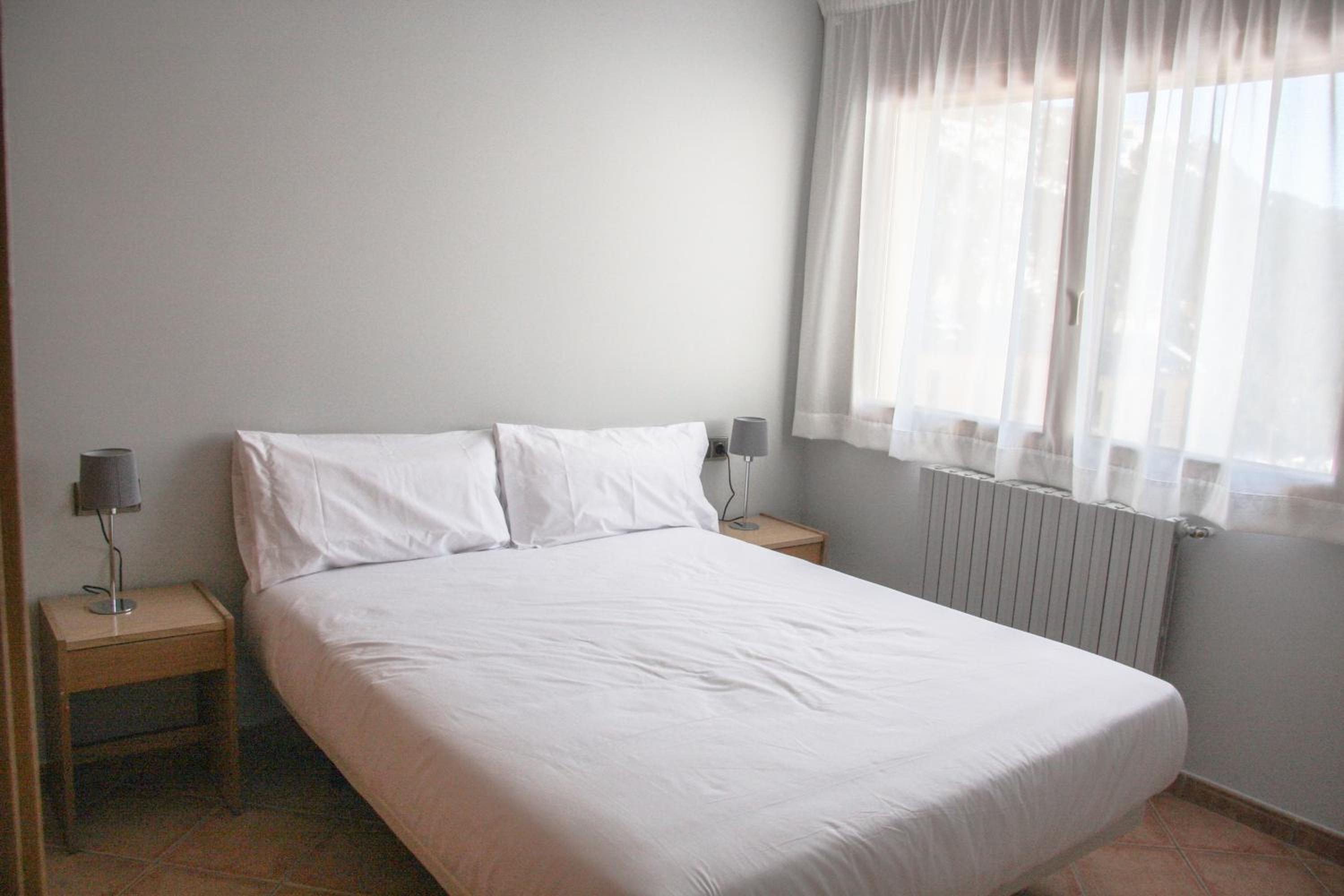 APARTAMENTS COLELLS