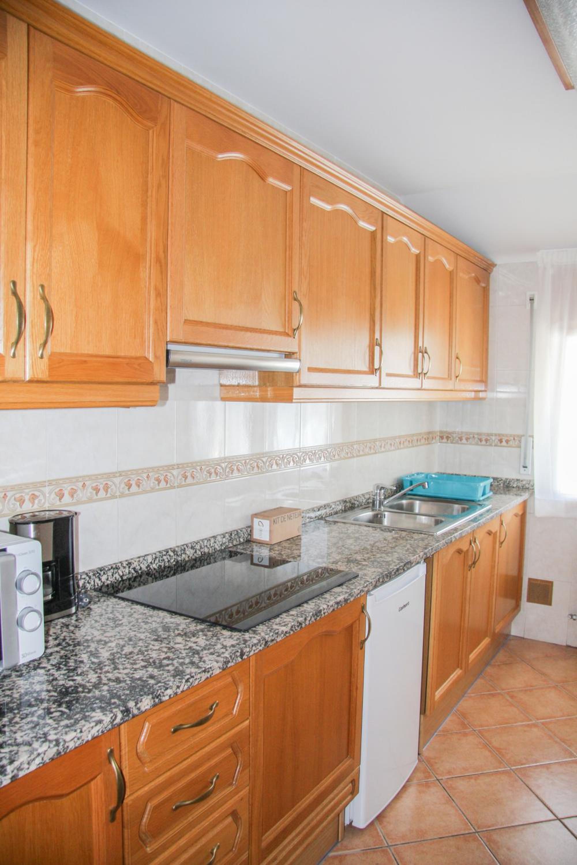 APARTAMENTS COLELLS