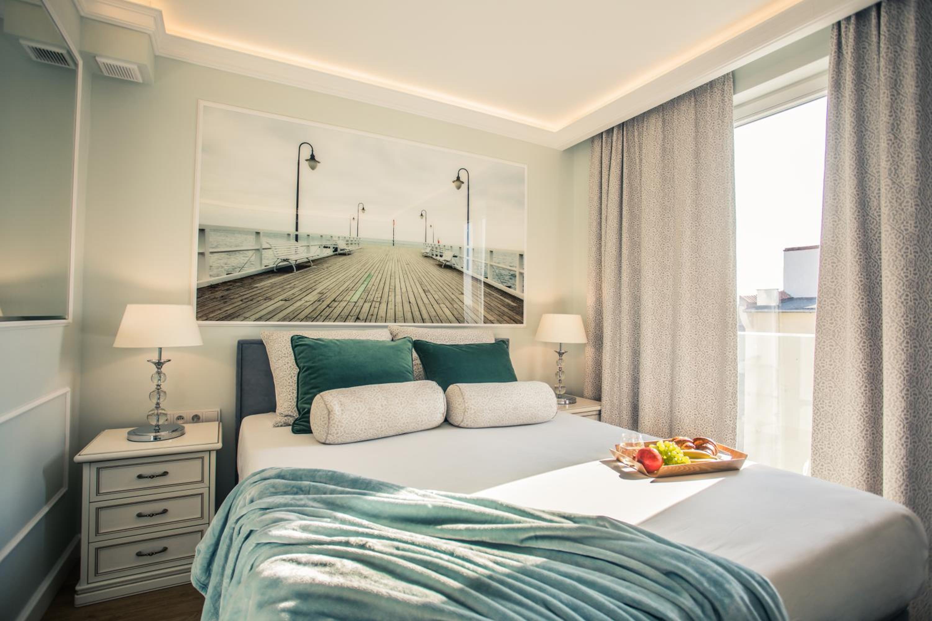 Sky and Sea by Renters Prestige view 3