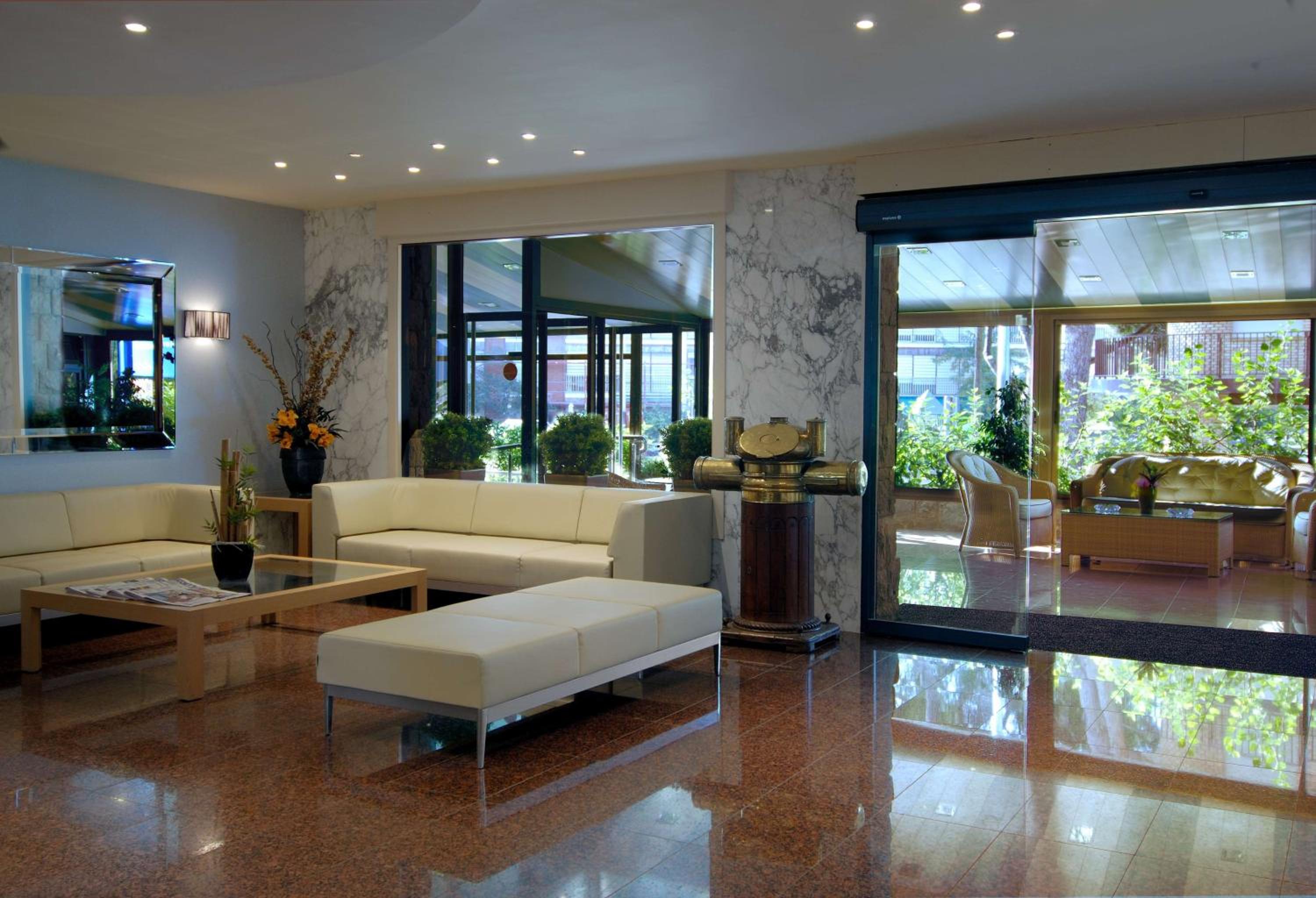 Barcelona Vacations - Best Western Hotel Mediterraneo - Property Image 24
