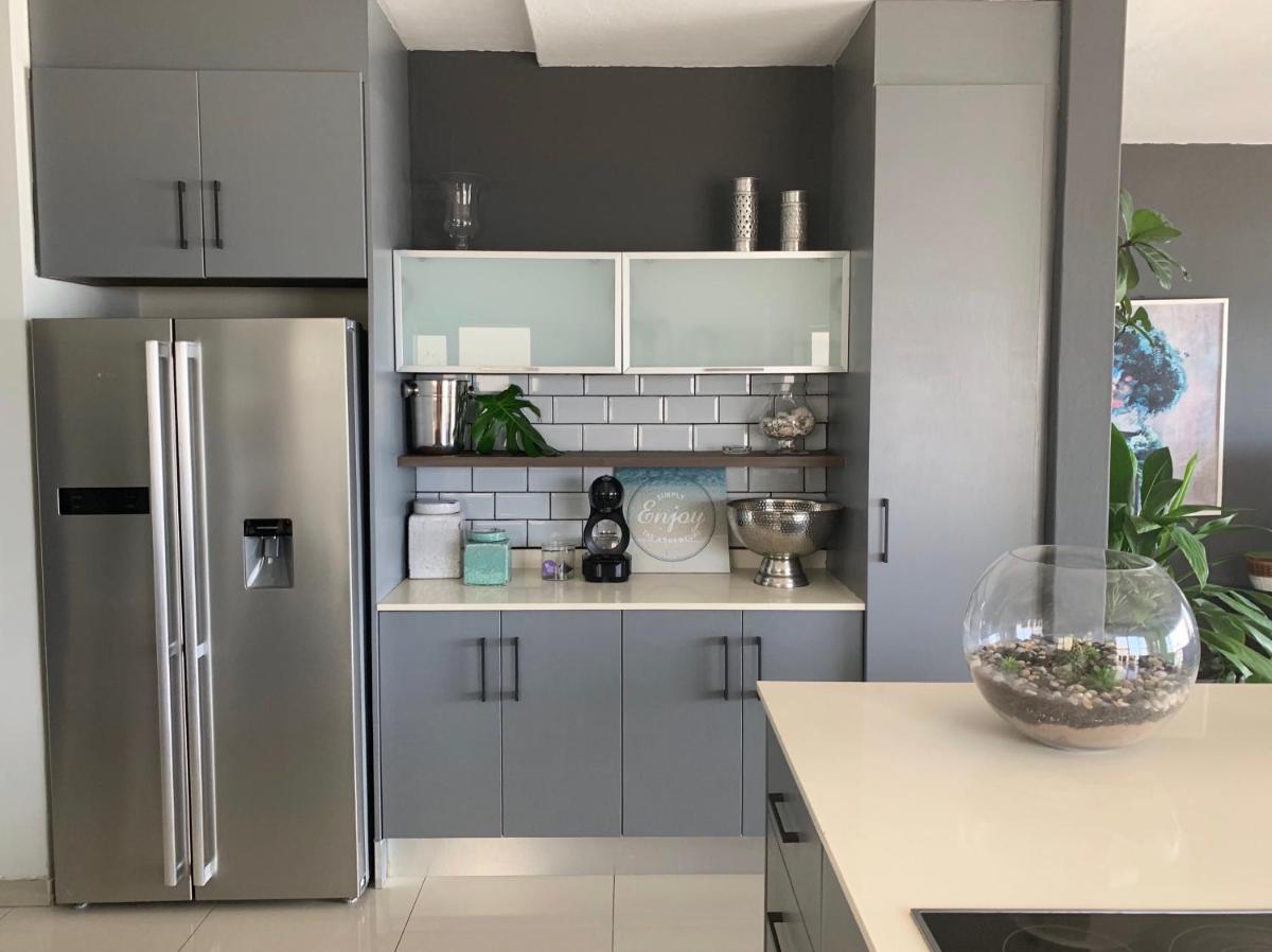 Escape to a Seaside Sanctuary - vayKZN Umdloti view 4