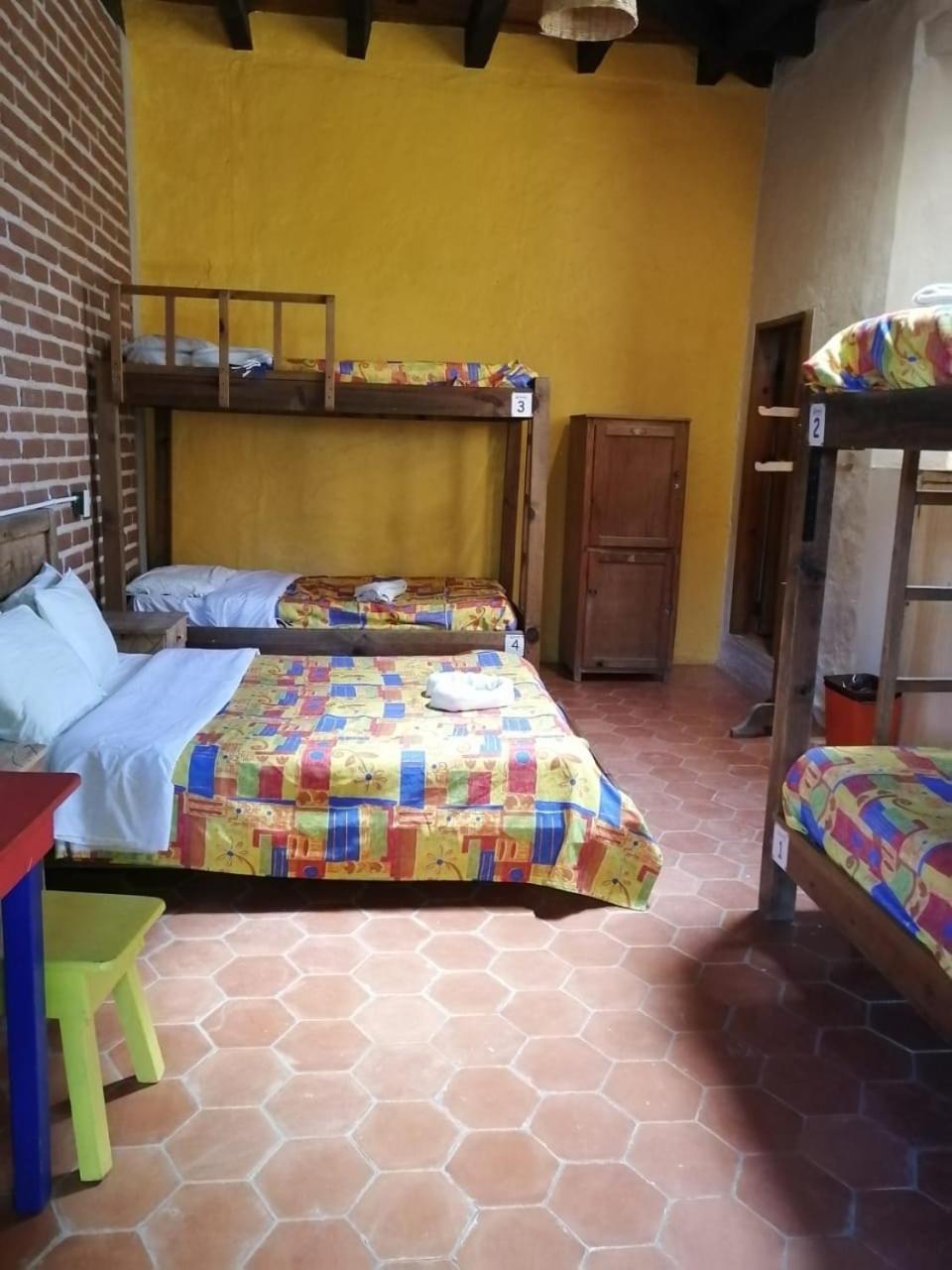 Rossco Hostel & Hotel