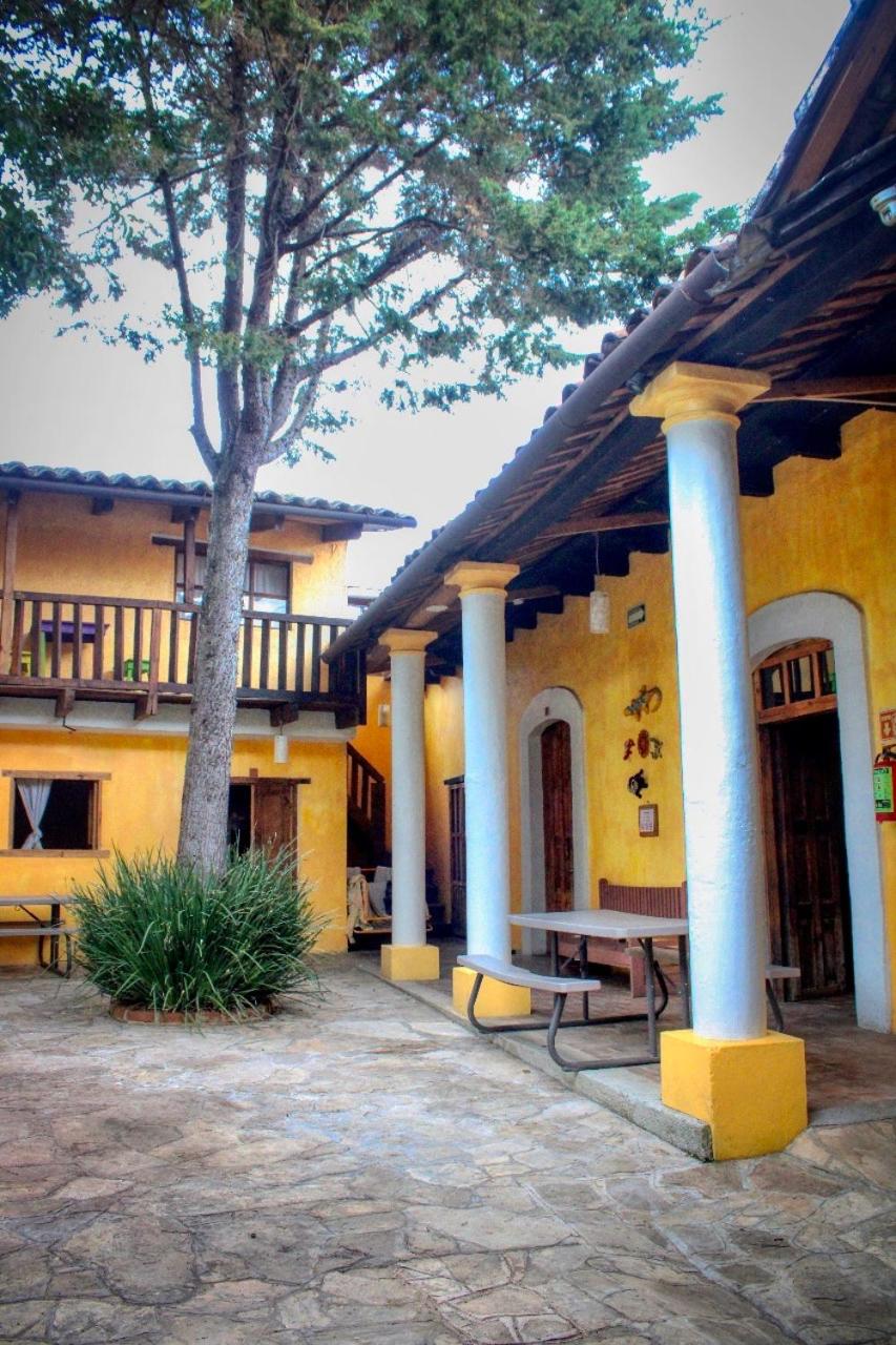 Rossco Hostel & Hotel
