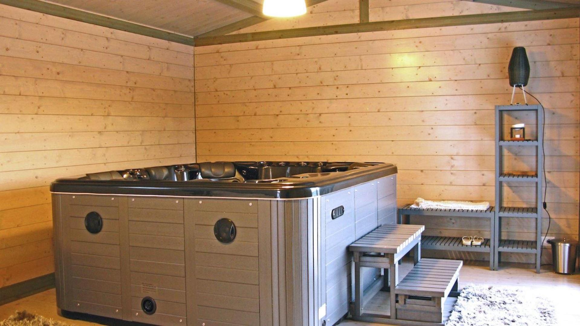 Photo 16