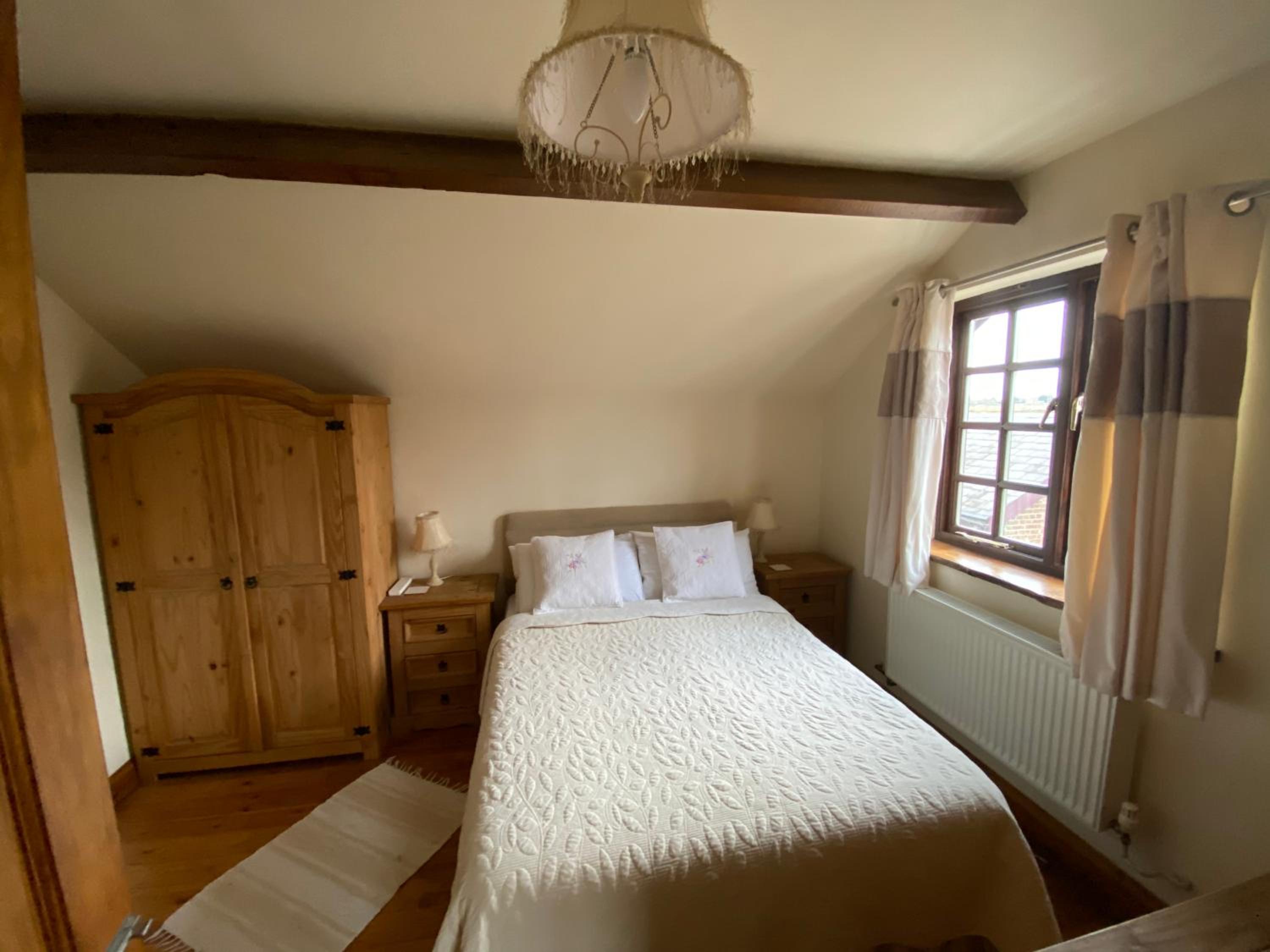 Thompsons Arms Cottages view 2