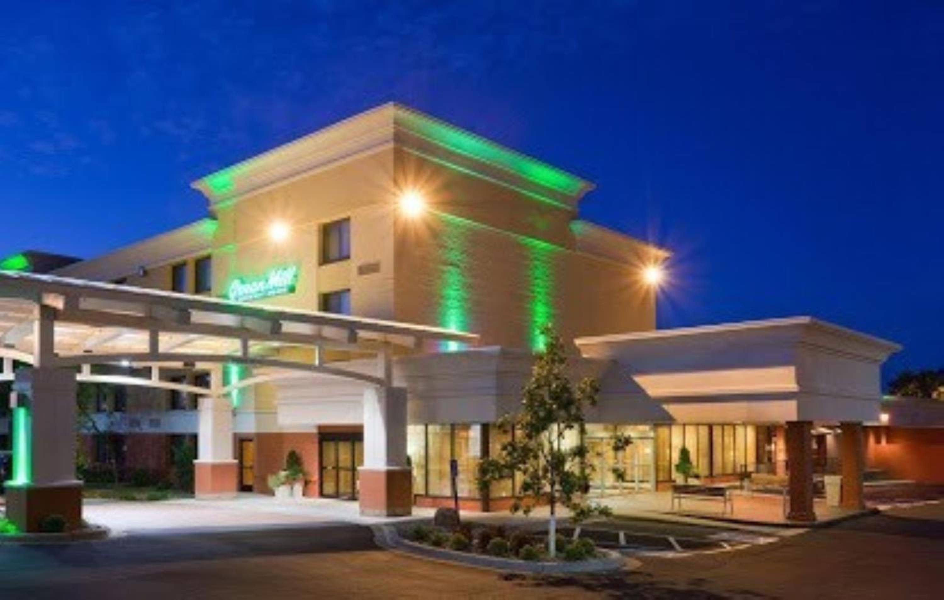 Hotel Holiday Inn Bloomington Airport South-Mall Area, an IHG Hotel - Image 1