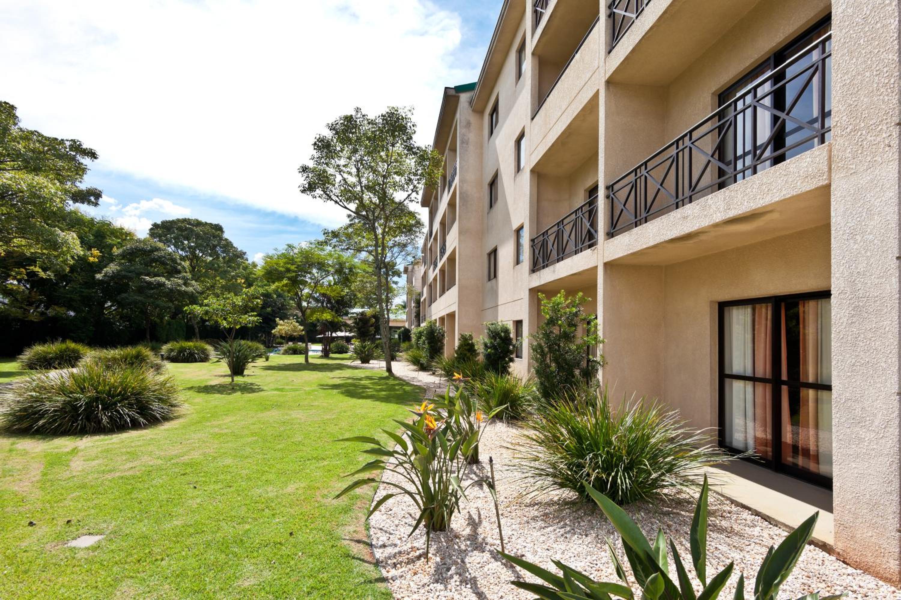 Guarulhos Vacations - Hotel Panamby Guarulhos - Property Image 2