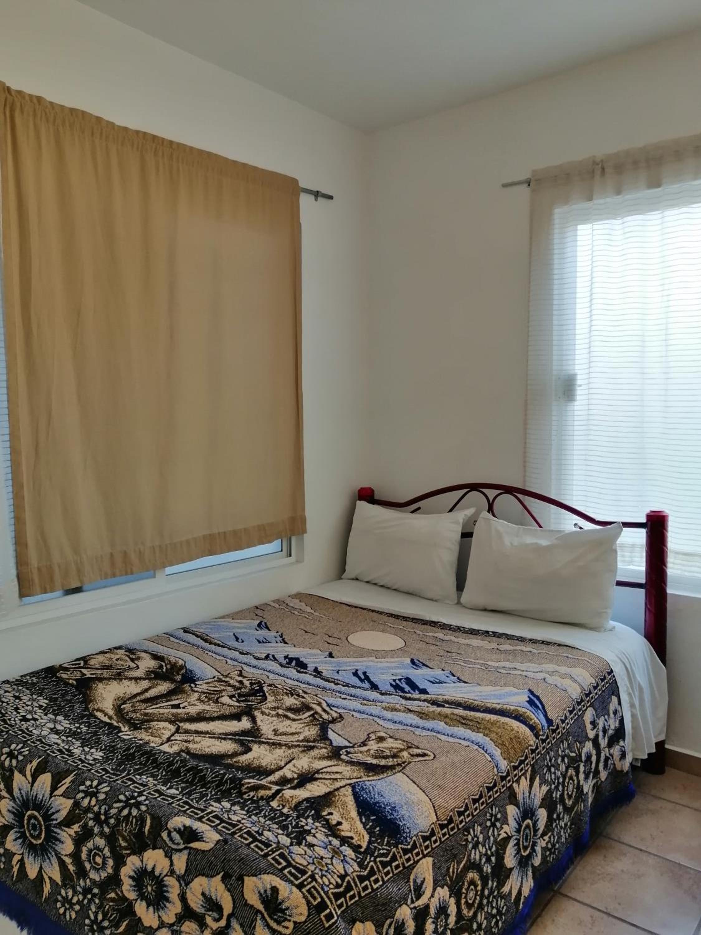Hostal Maple