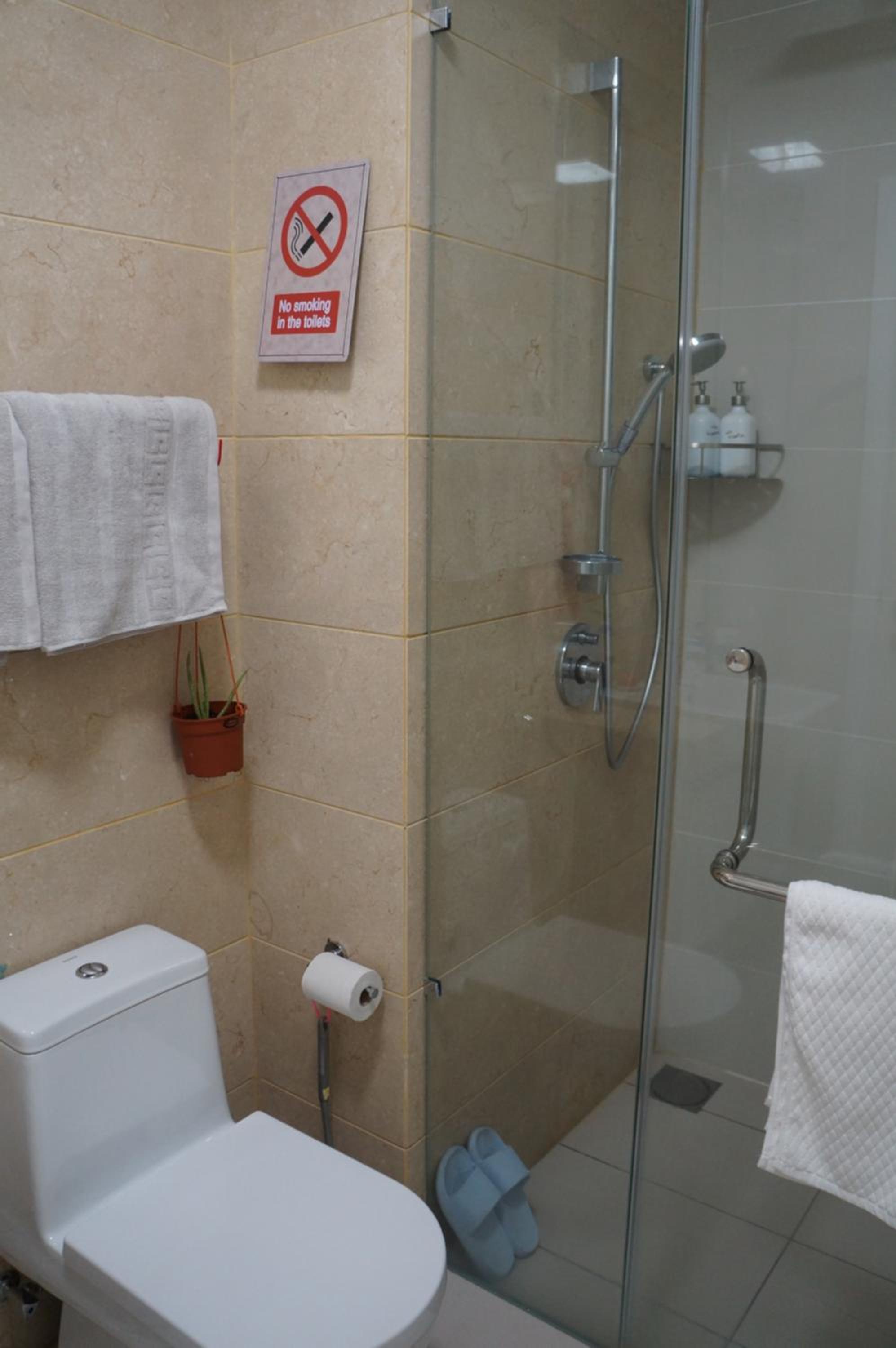 M City Lake View 1+1 Room