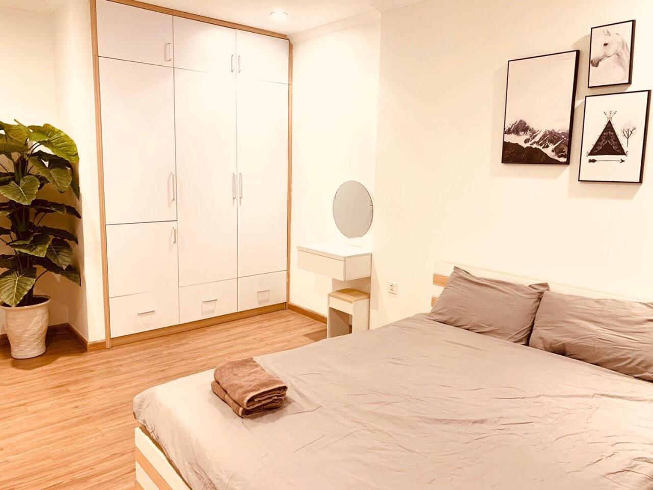 BOM HOMES- Vinhomes Times City- Service Apartment