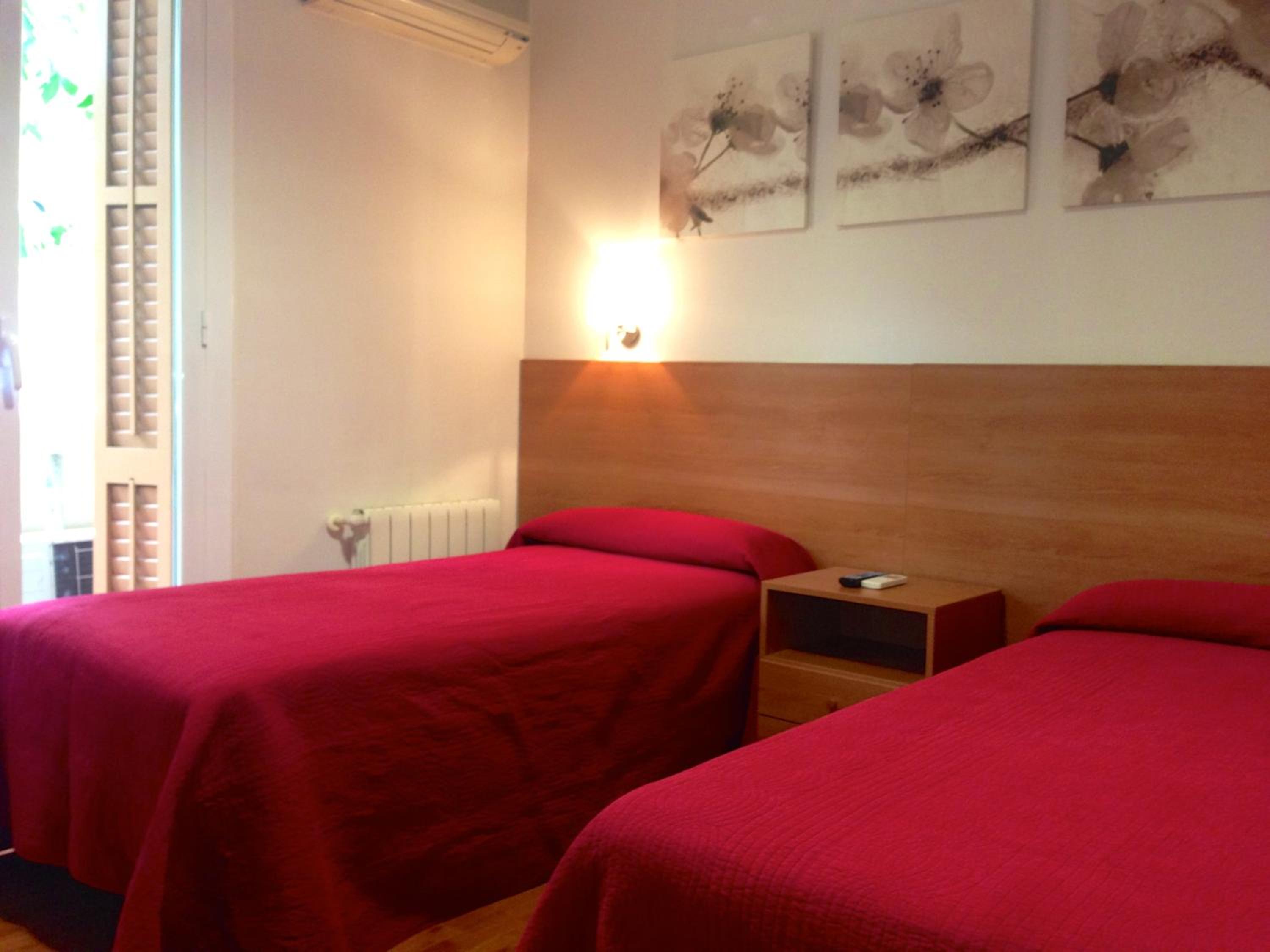 Hostal Madrazo