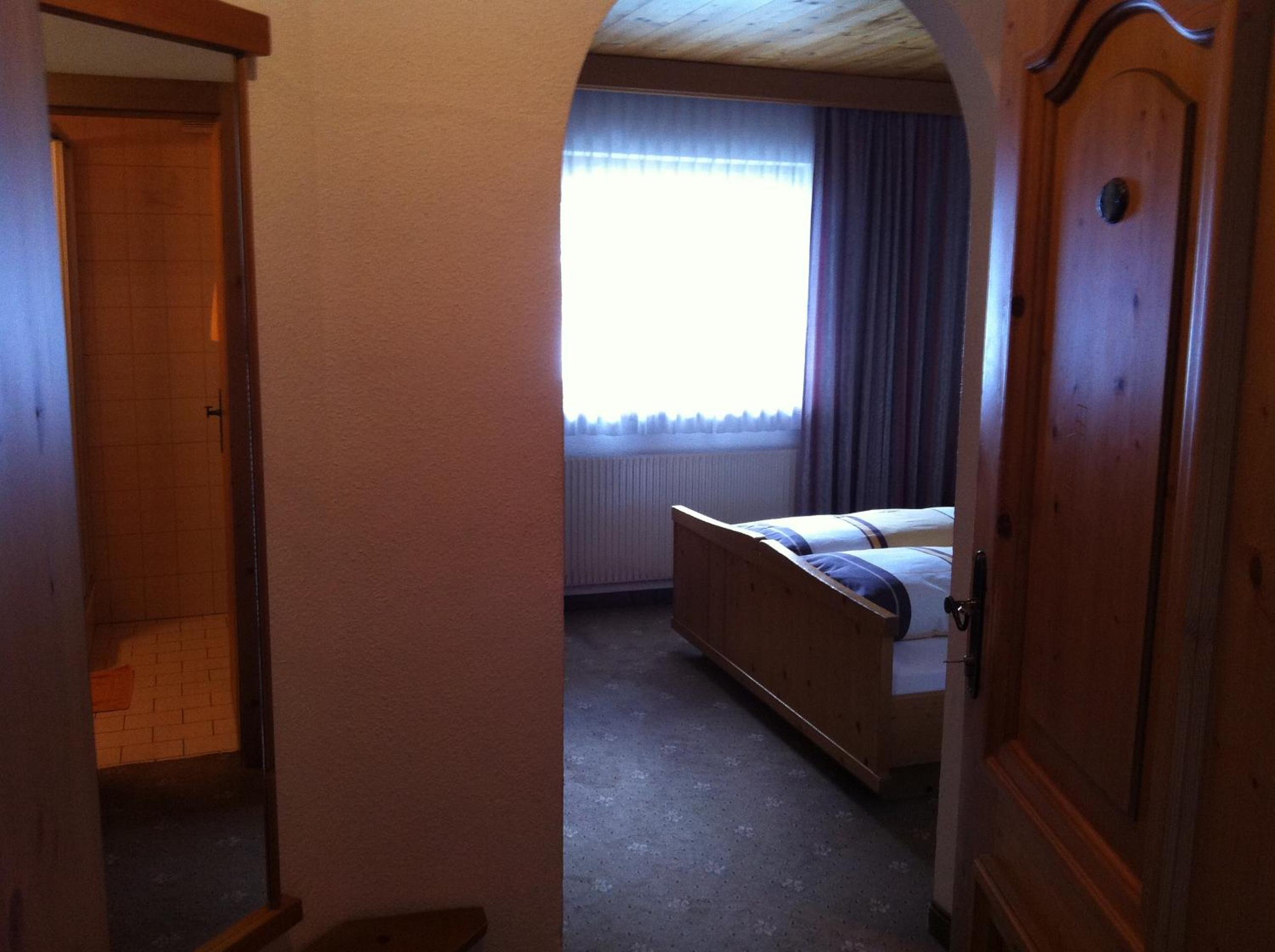 Photo 29