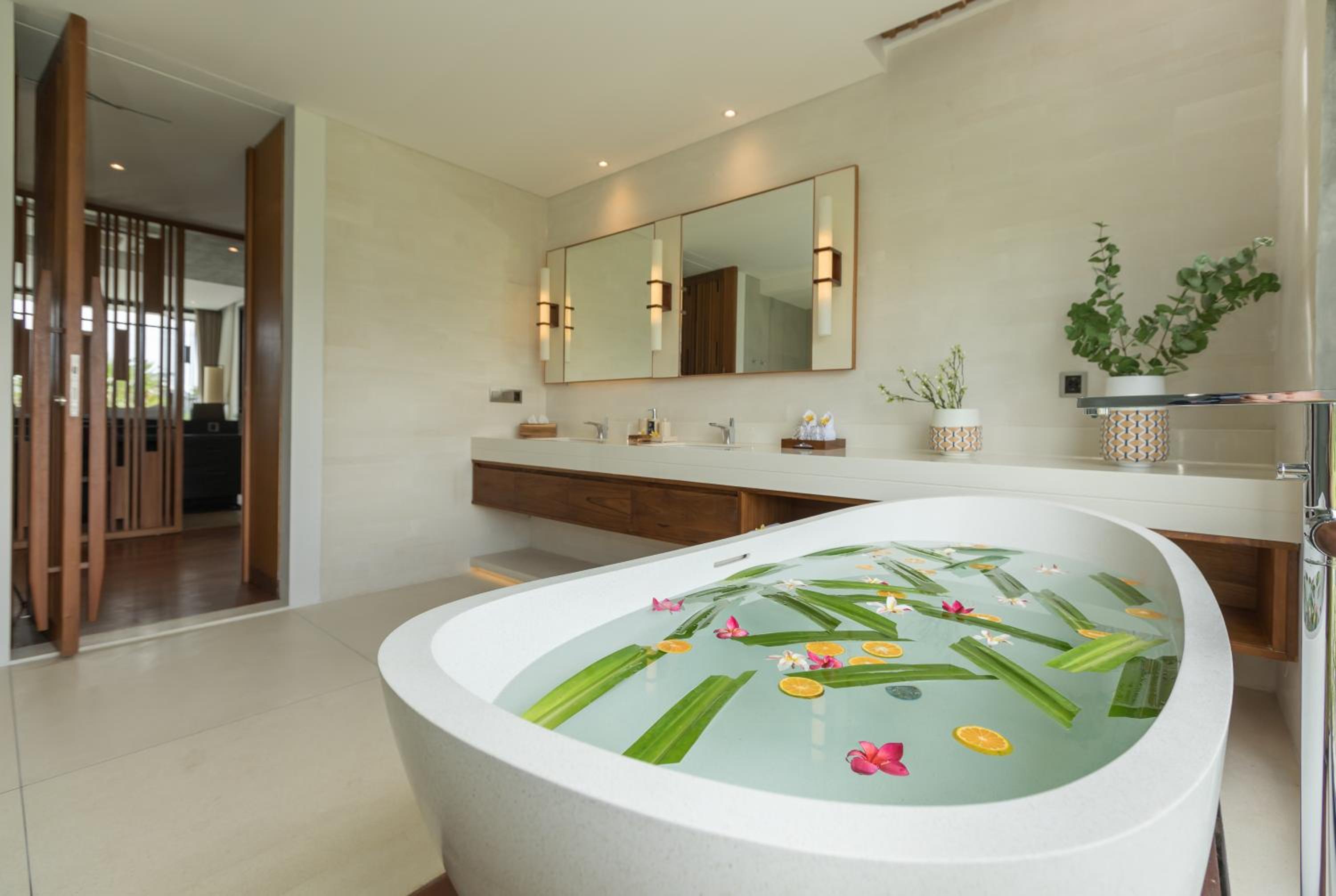 Villa NVL Canggu by Nagisa Bali view 3