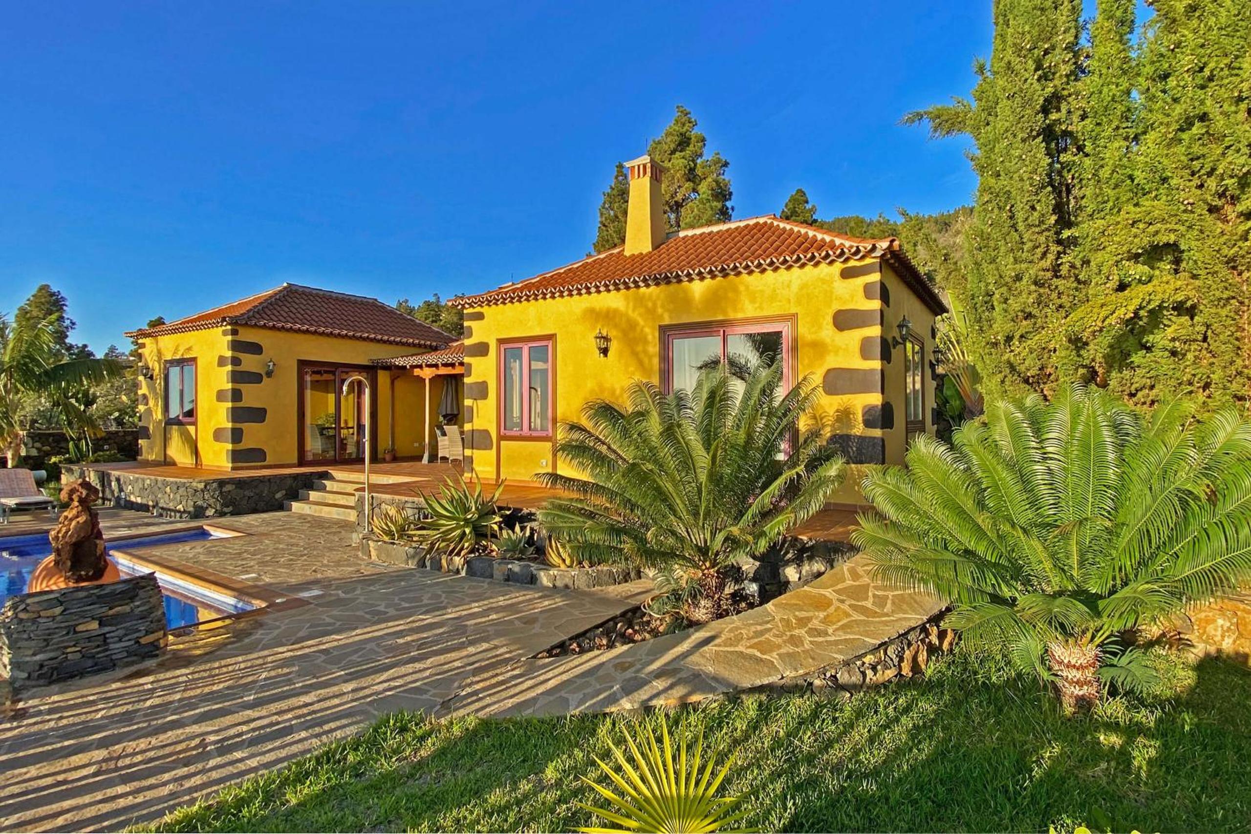 Casa Lomo Gonzalez view 4