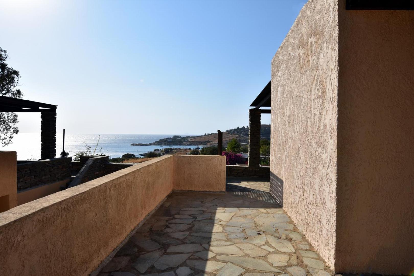 family home with a fantastic sea view, 5 minutes from the beaches view 3