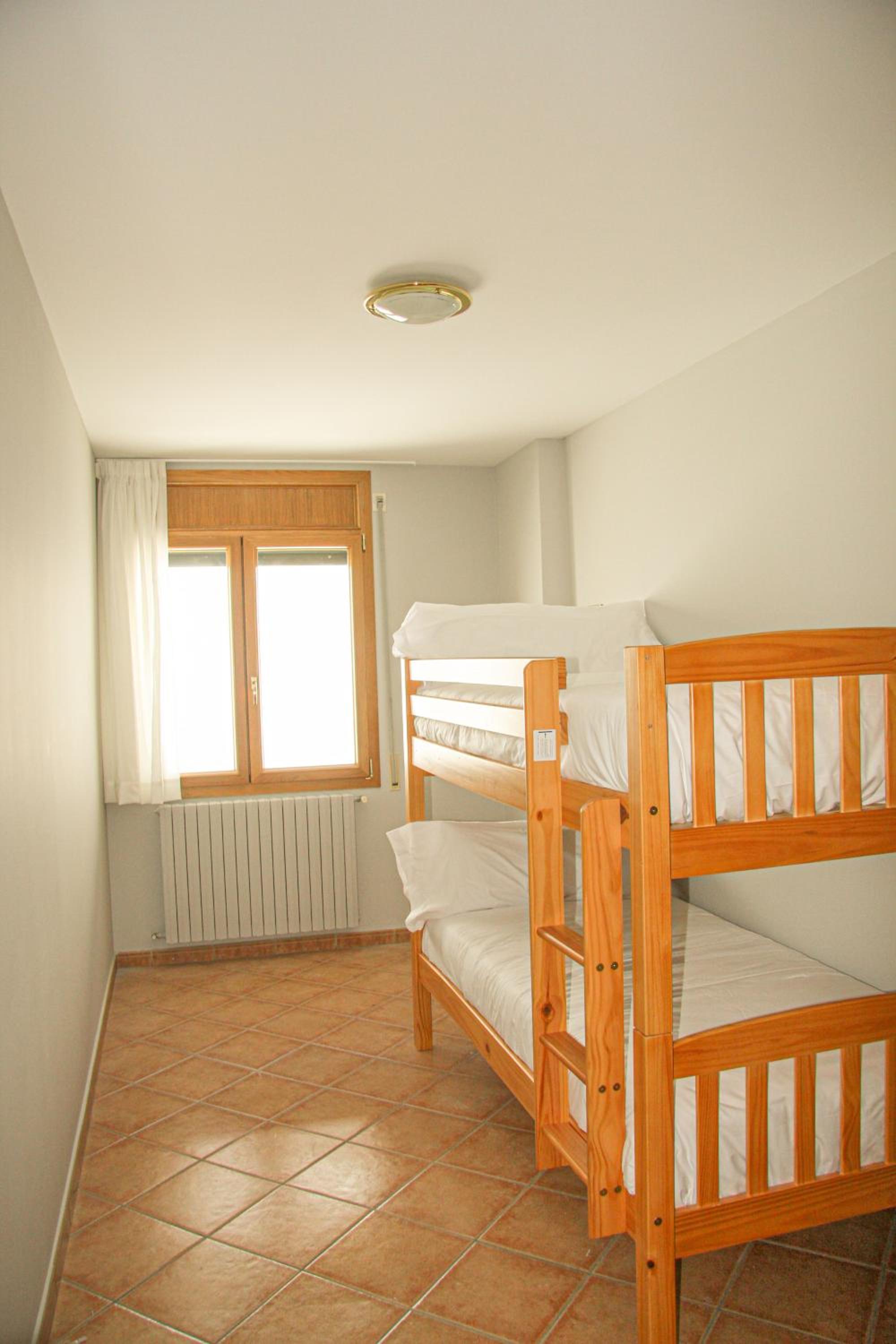 APARTAMENTS COLELLS