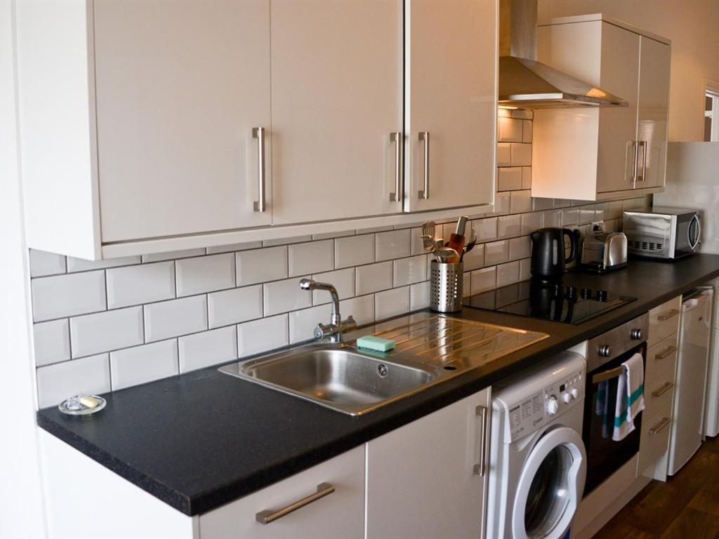 Worthing Vacations - Corner House apartment - Property Image 4