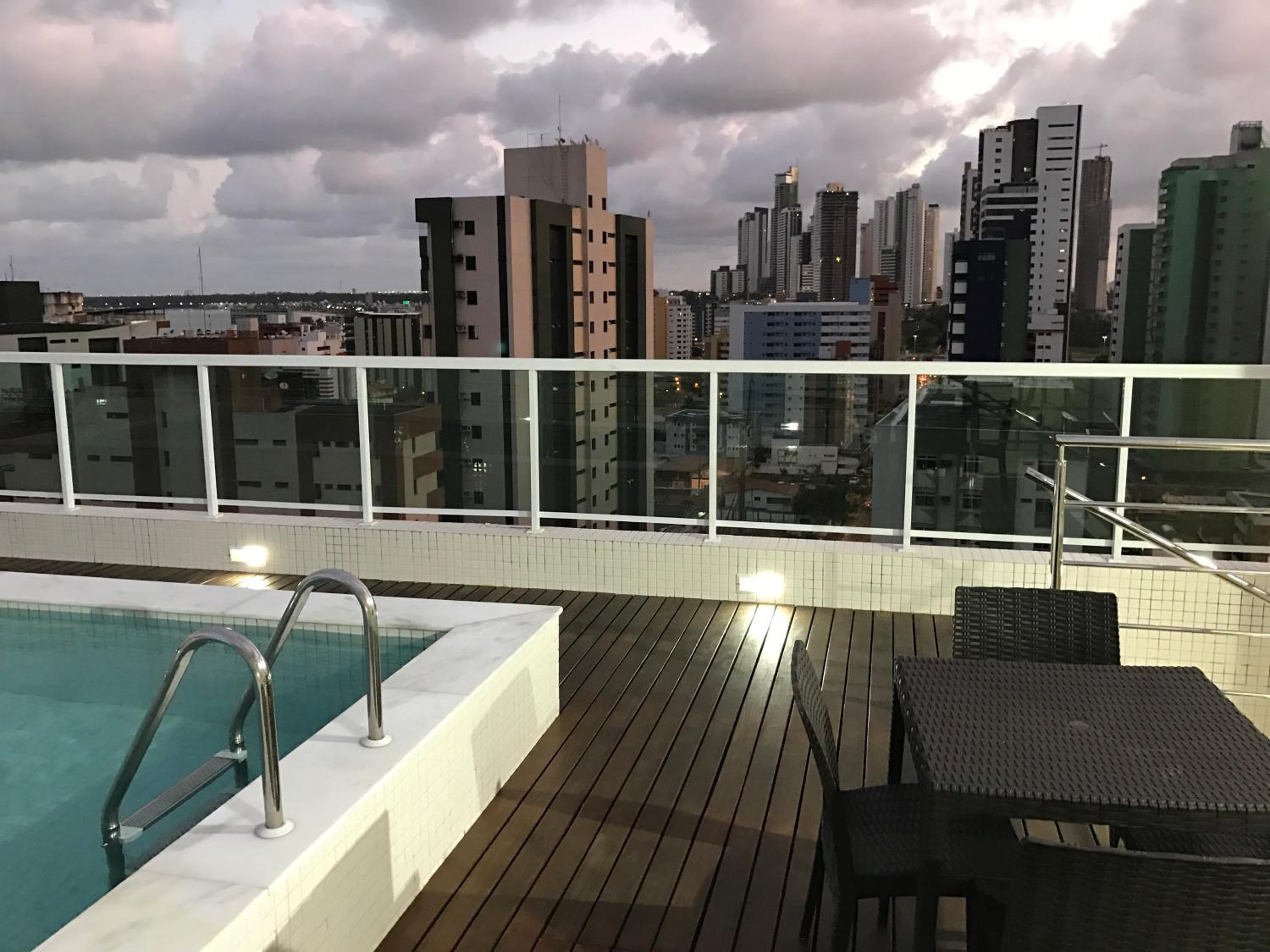 Sunny Flat Tambaú