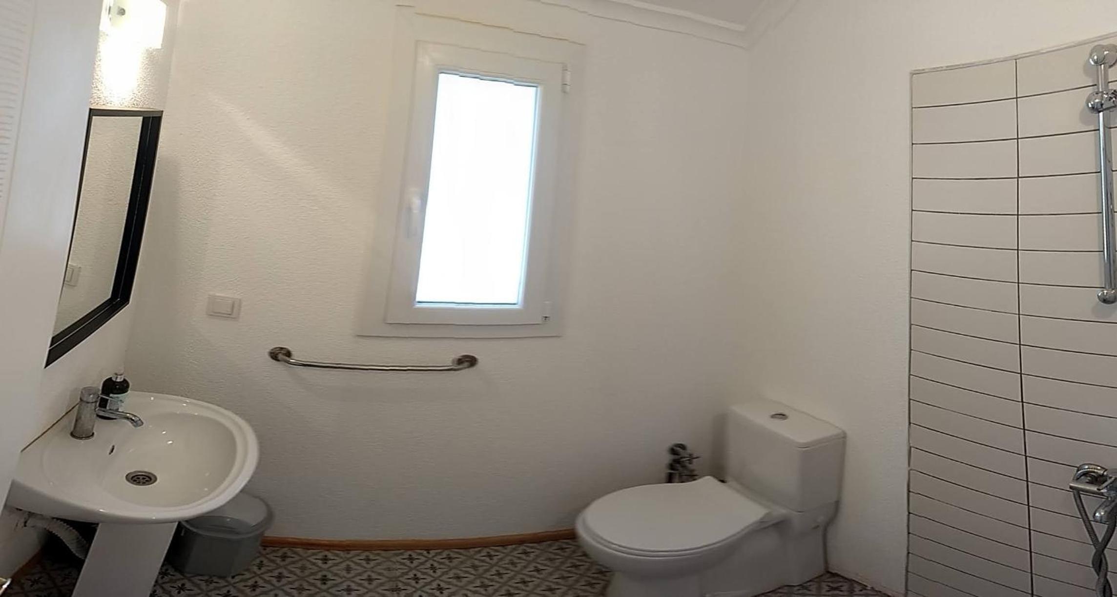 Photo 36