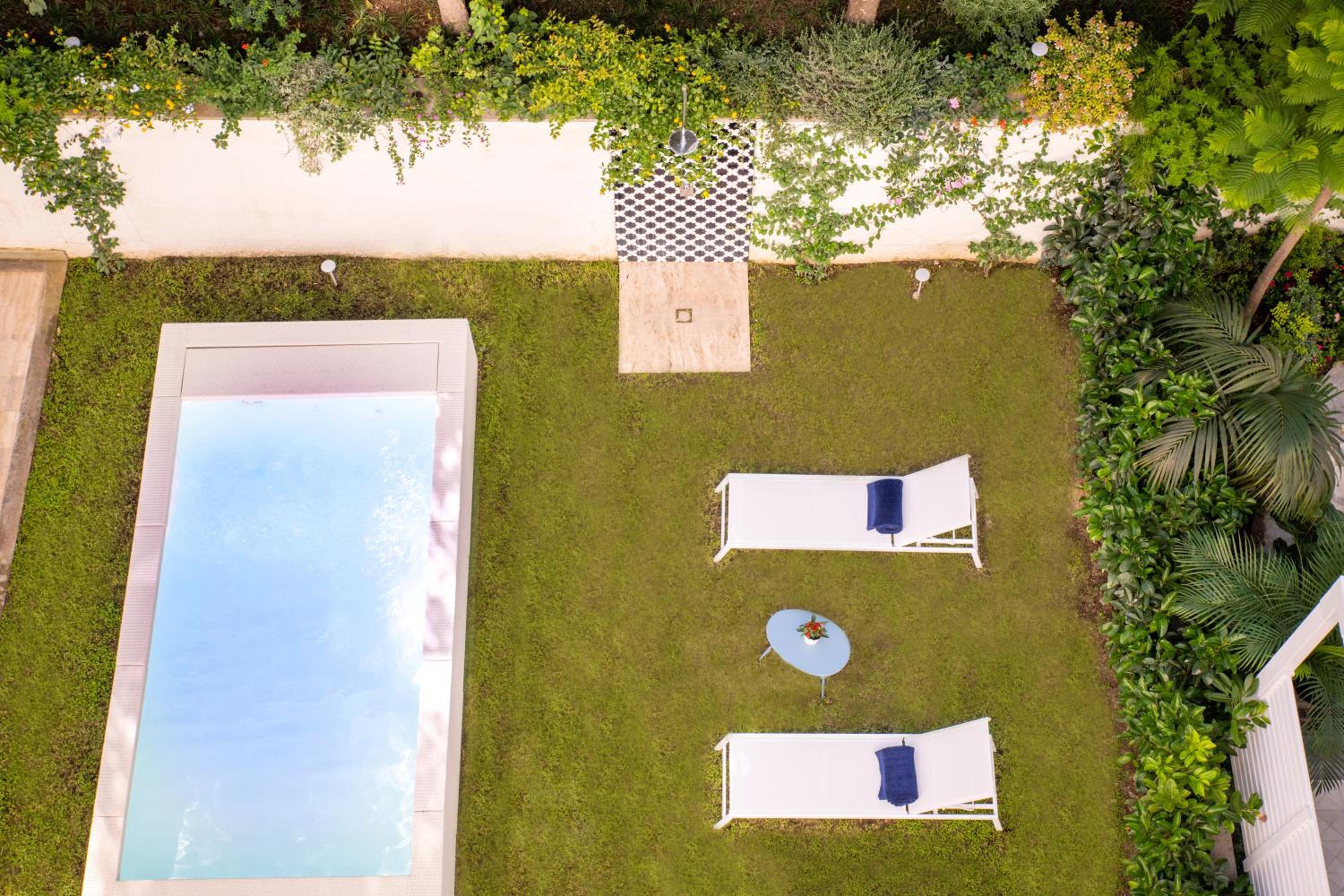 Hotel SorrentoVibes - Luxury Apartment with Garden and Pool - Image 1