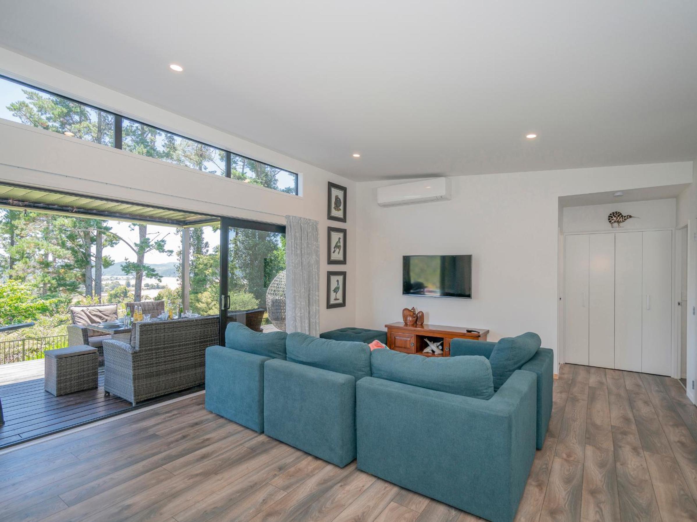 Treetop Bach - Whangamata Holiday Home view 4