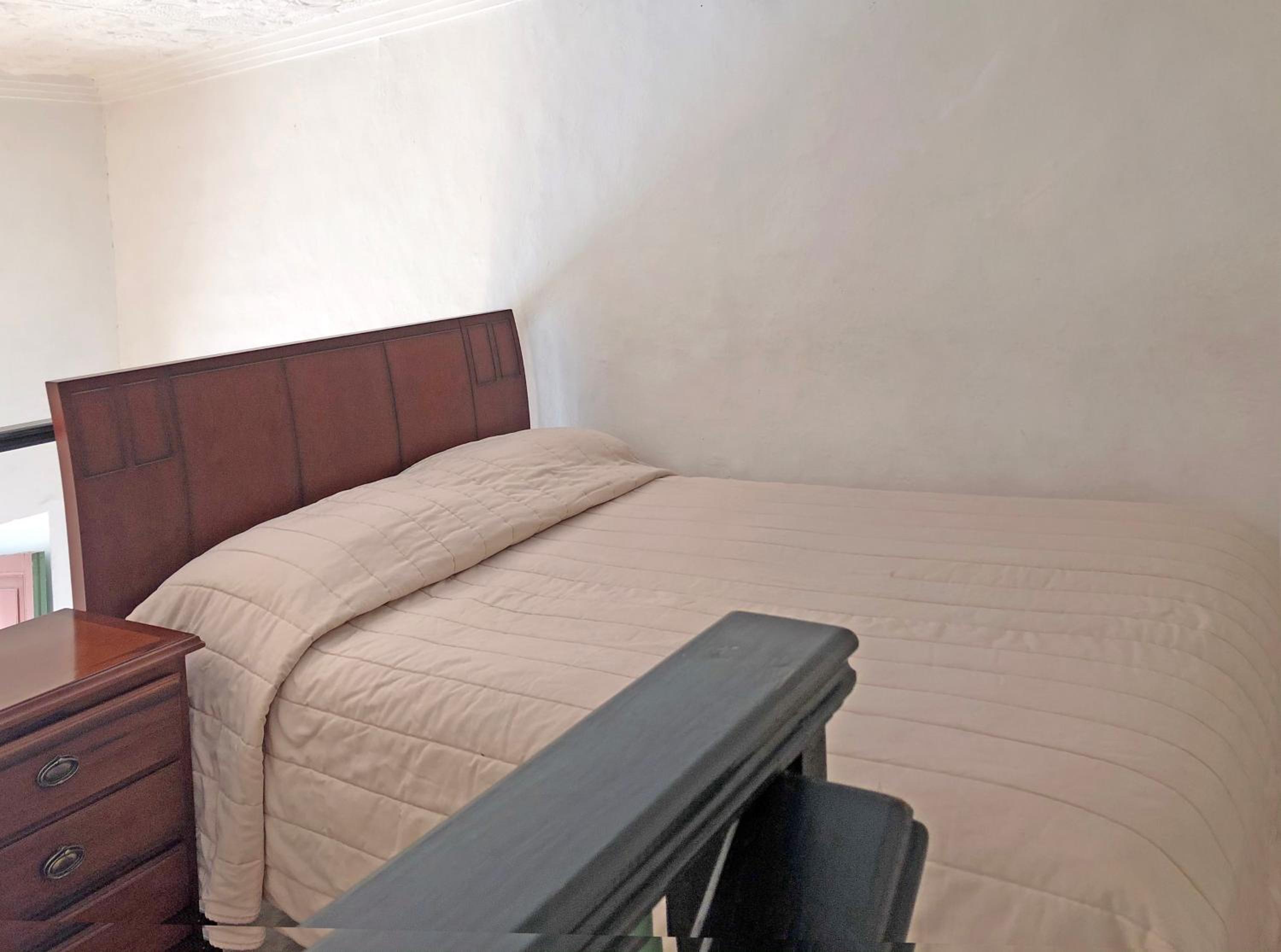 Hostal Latina