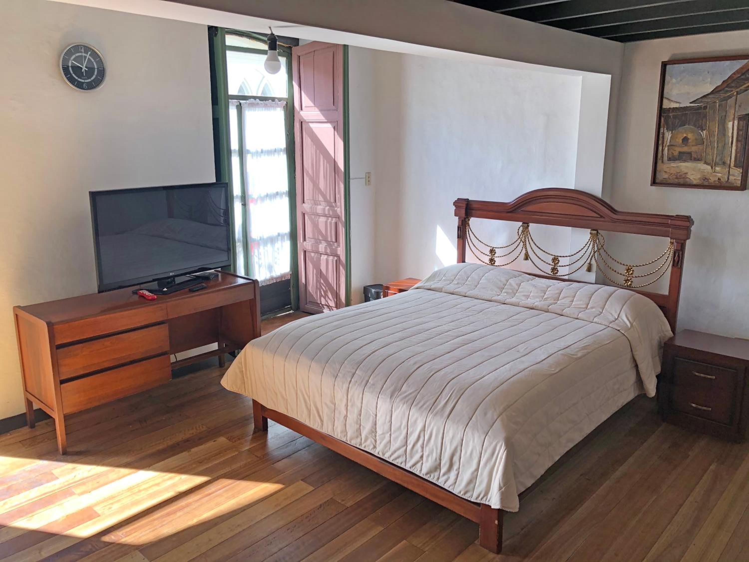 Hostal Latina