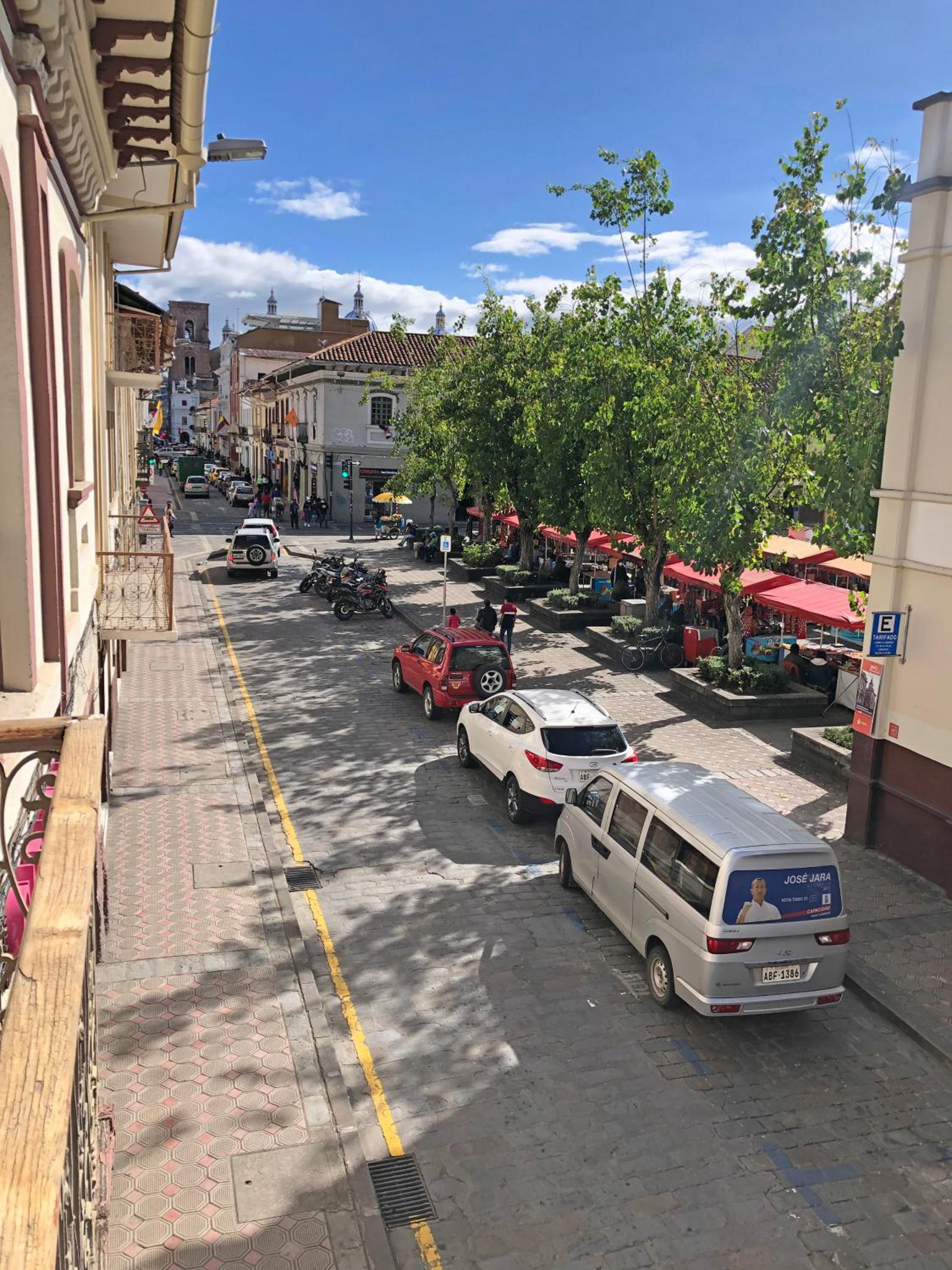Hostal Latina