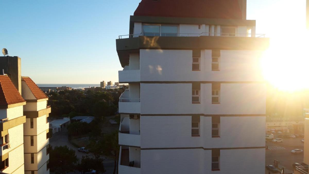 Depto, centro, 3 de la playa, luminoso con balcón