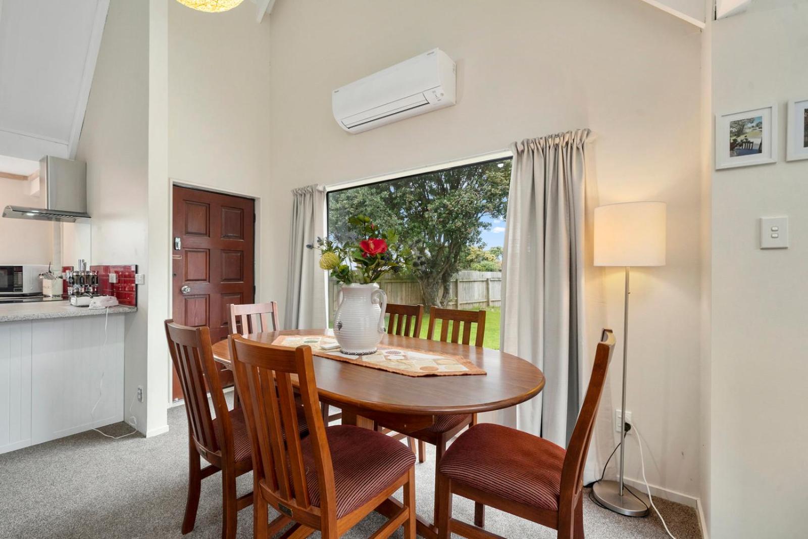 Wharerata - Otaki Beach Holiday Home view 5