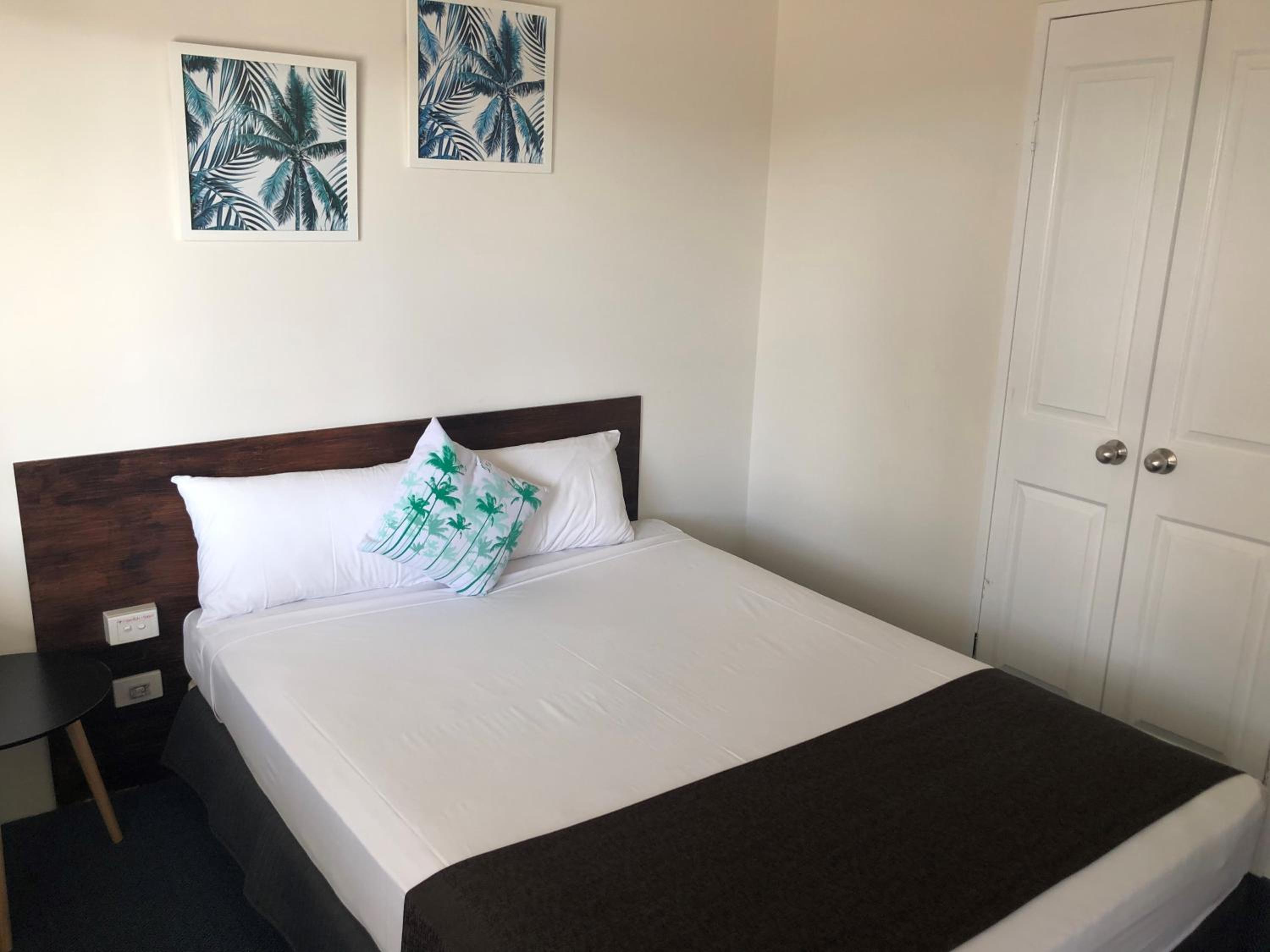 Coral Sands Motel