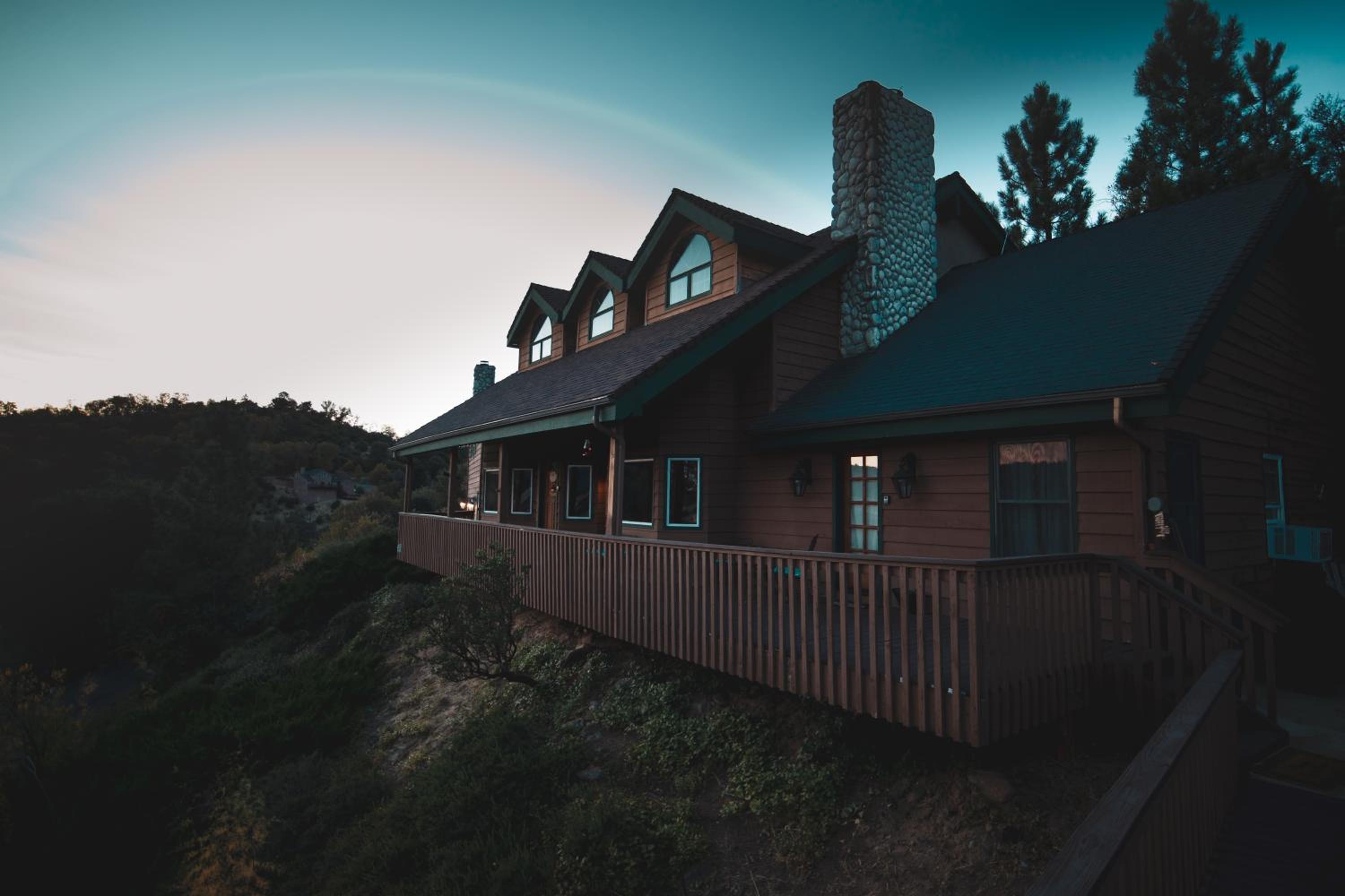 Tucker Peak Lodge