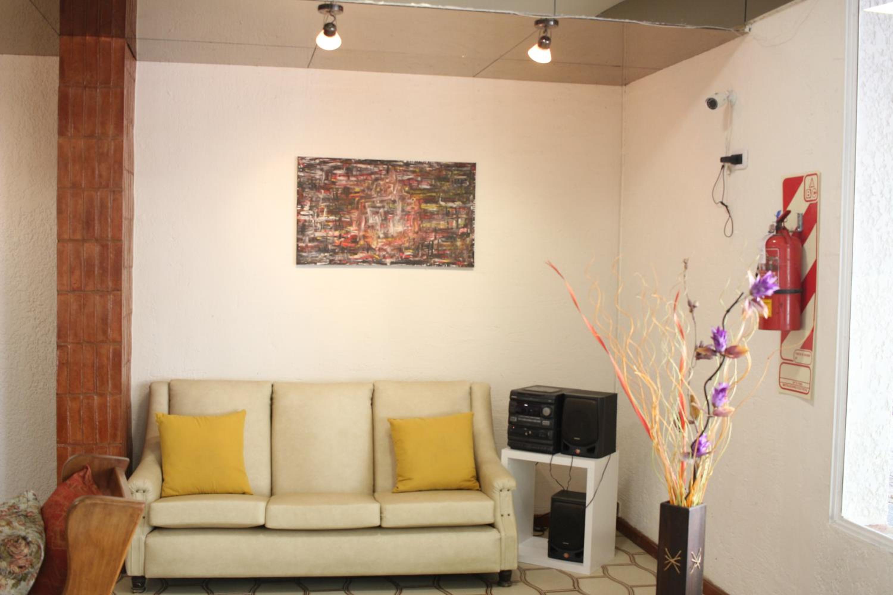 Hotel Catedral San Rafael