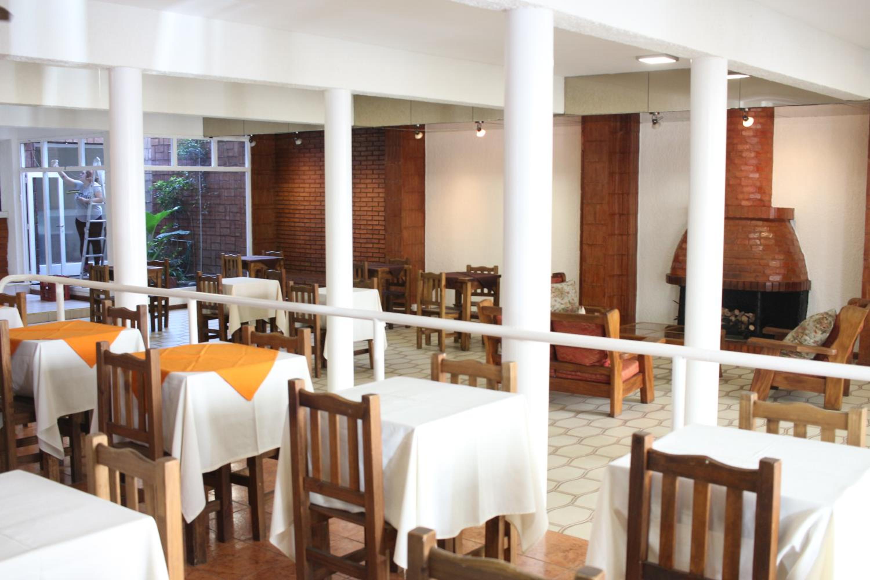 Hotel Catedral San Rafael