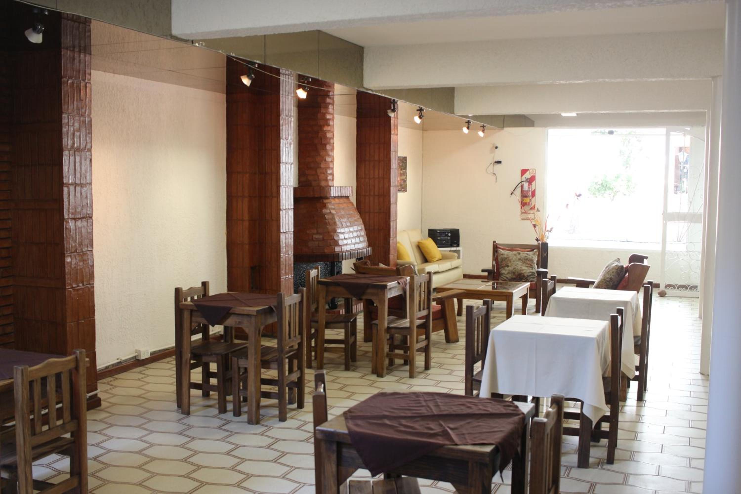 Hotel Catedral San Rafael
