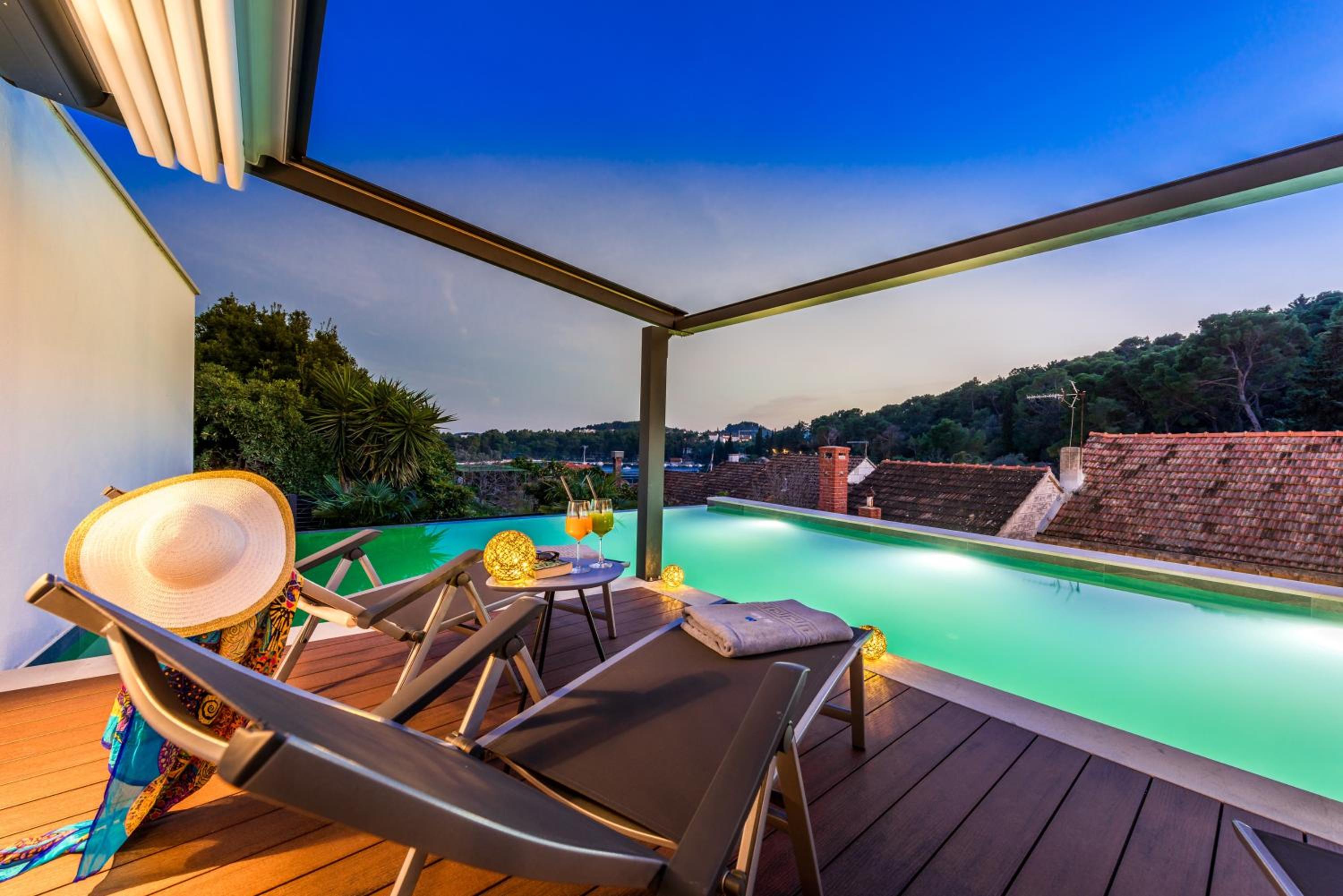 Villa Emotha view 4