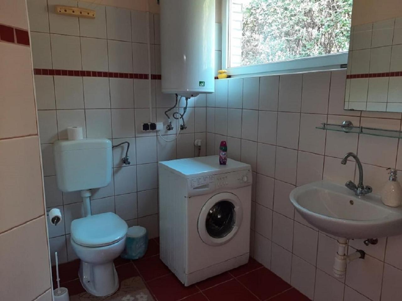 Photo 31