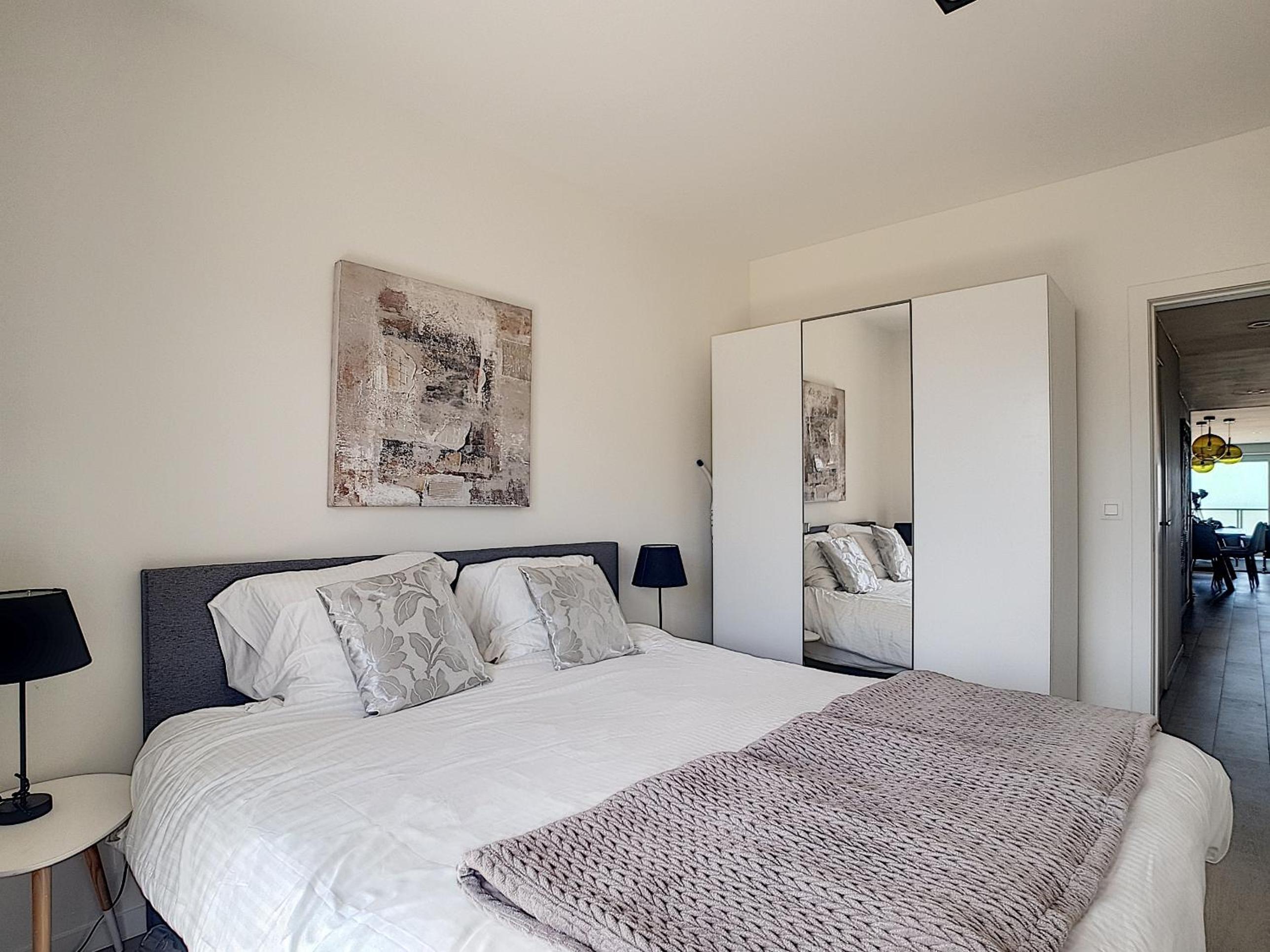 Rubensplein 7p, 4 adults & 3 kids - free parking