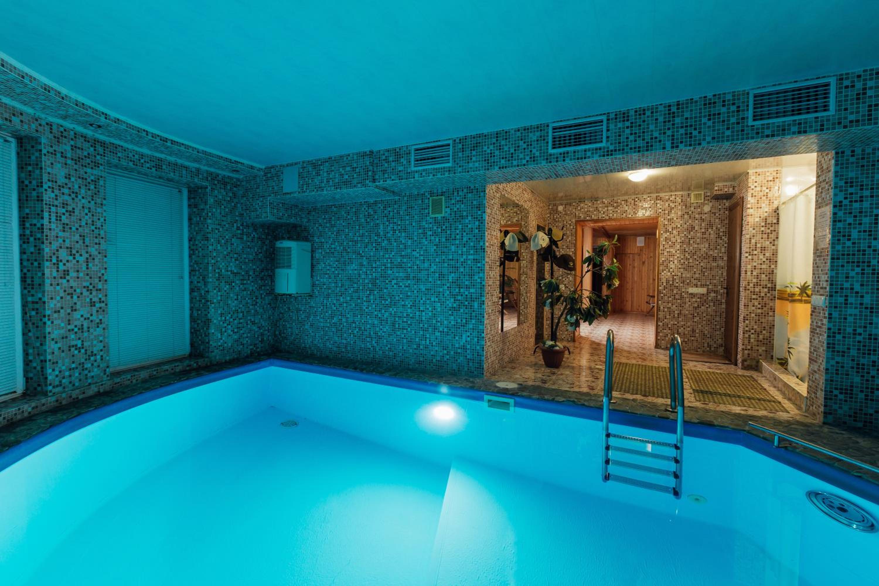 indoor pool