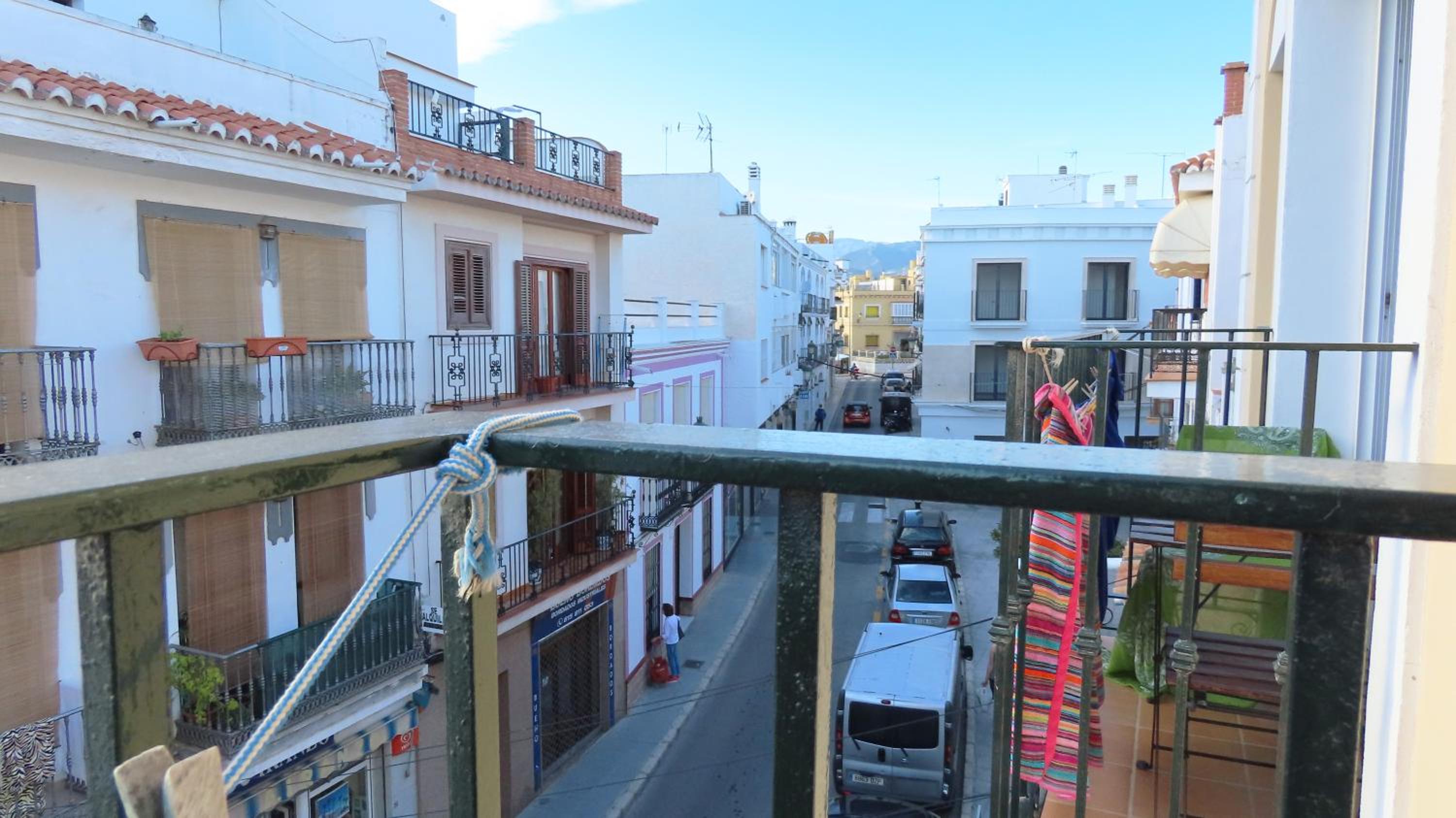 Apartamentos Nerjaluna view 3