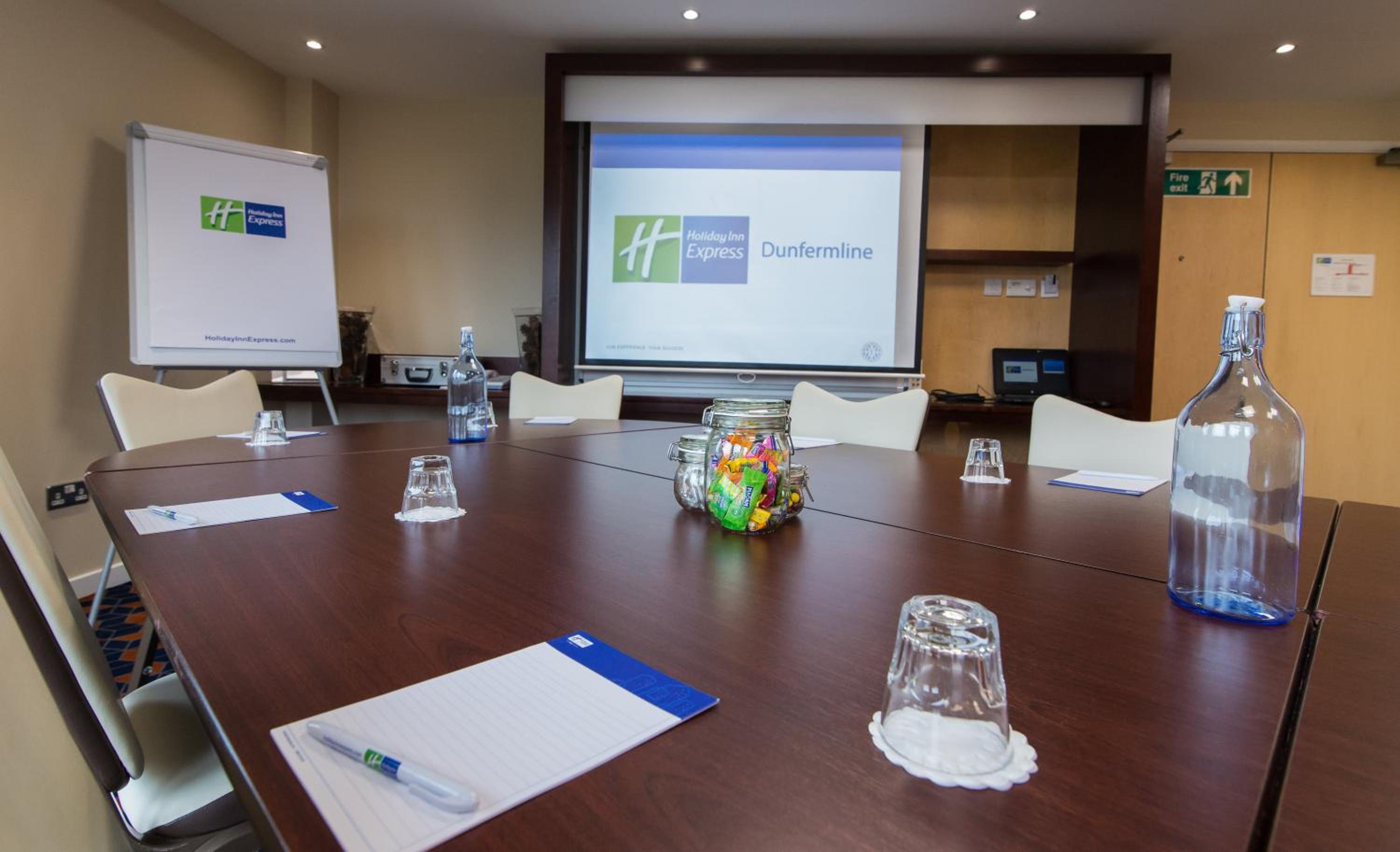 Dunfermline Vacations - Holiday Inn Express Dunfermline, an IHG Hotel - Property Image 13
