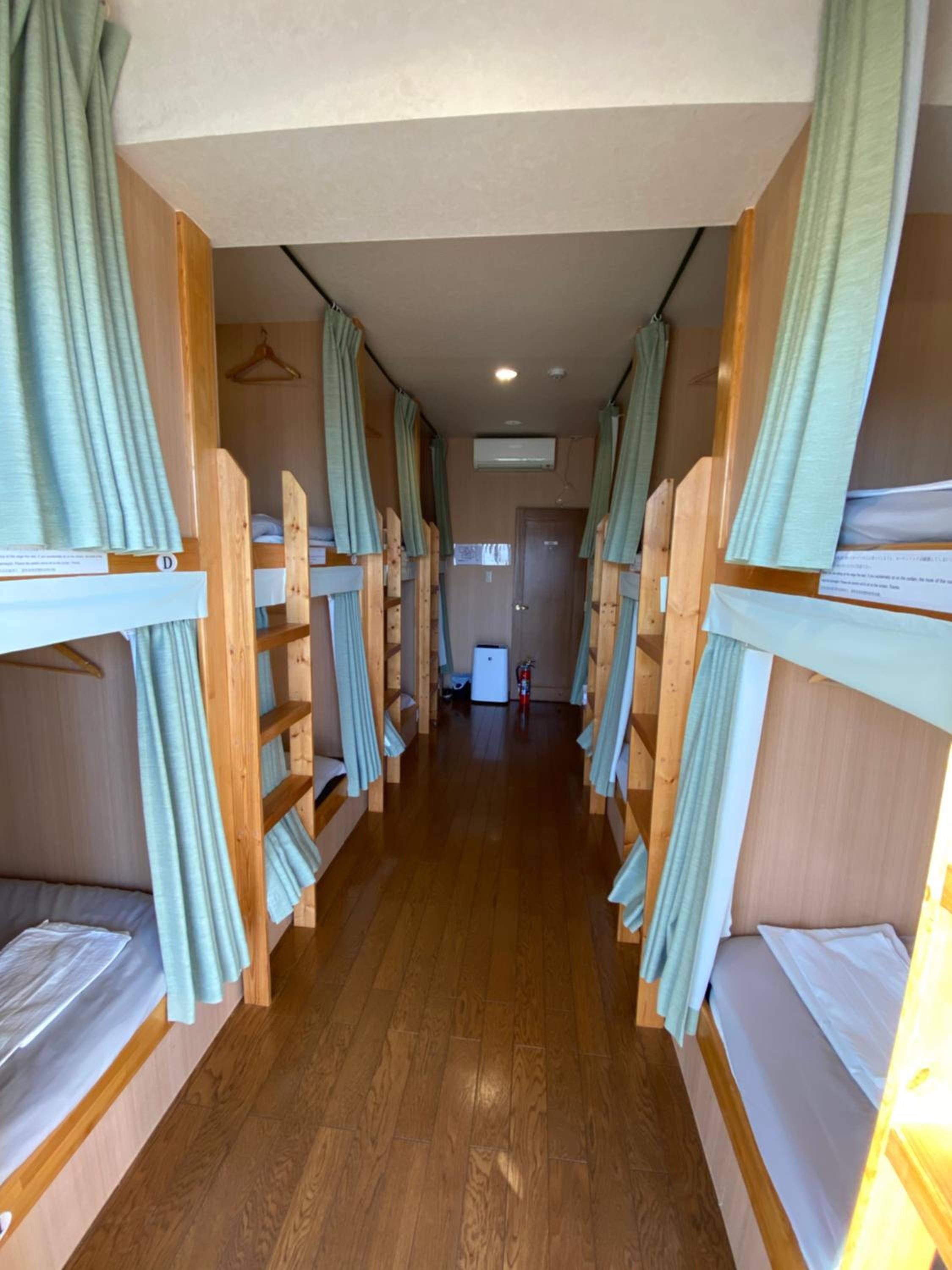 Atami Onsen Guest House Megumi 5 minutes walk from Atami Station