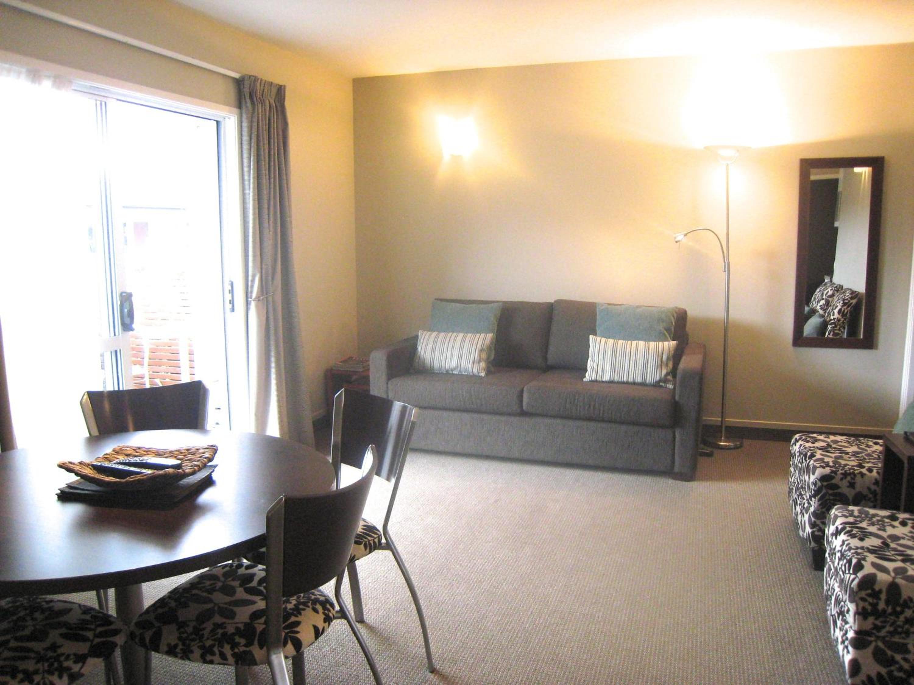 Buller Court on Palmerston