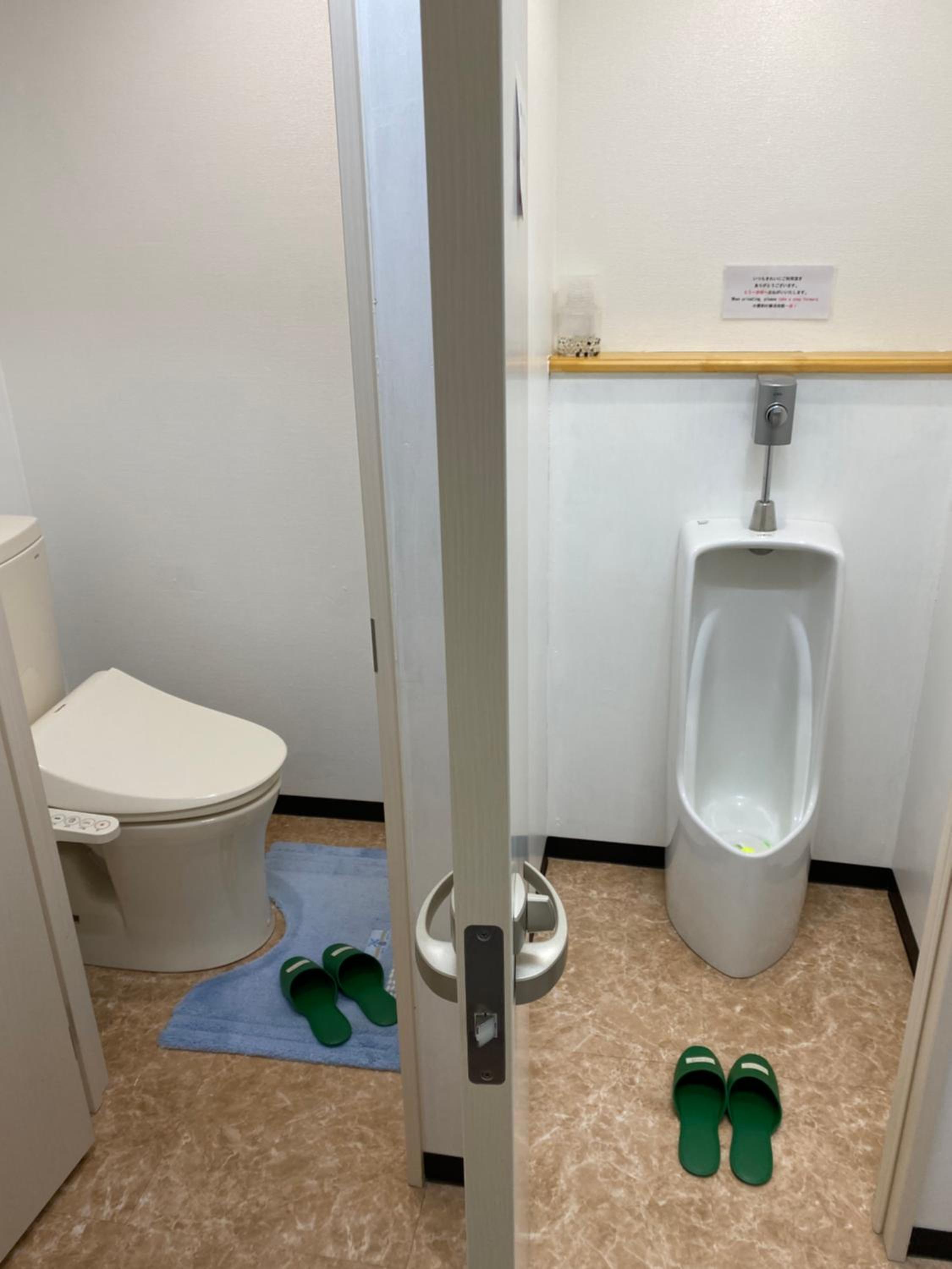 Atami Onsen Guest House Megumi 5 minutes walk from Atami Station