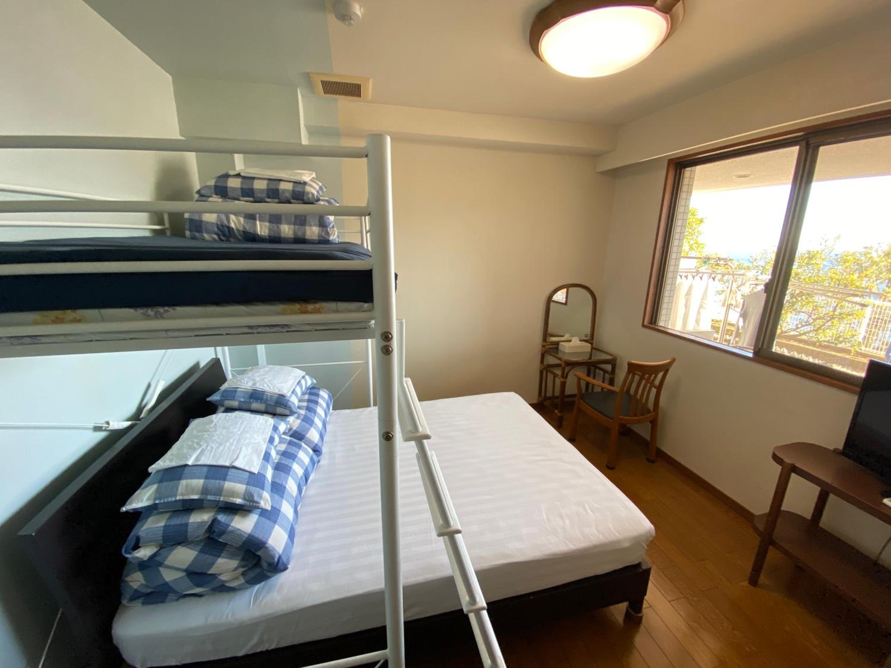 Atami Onsen Guest House Megumi 5 minutes walk from Atami Station