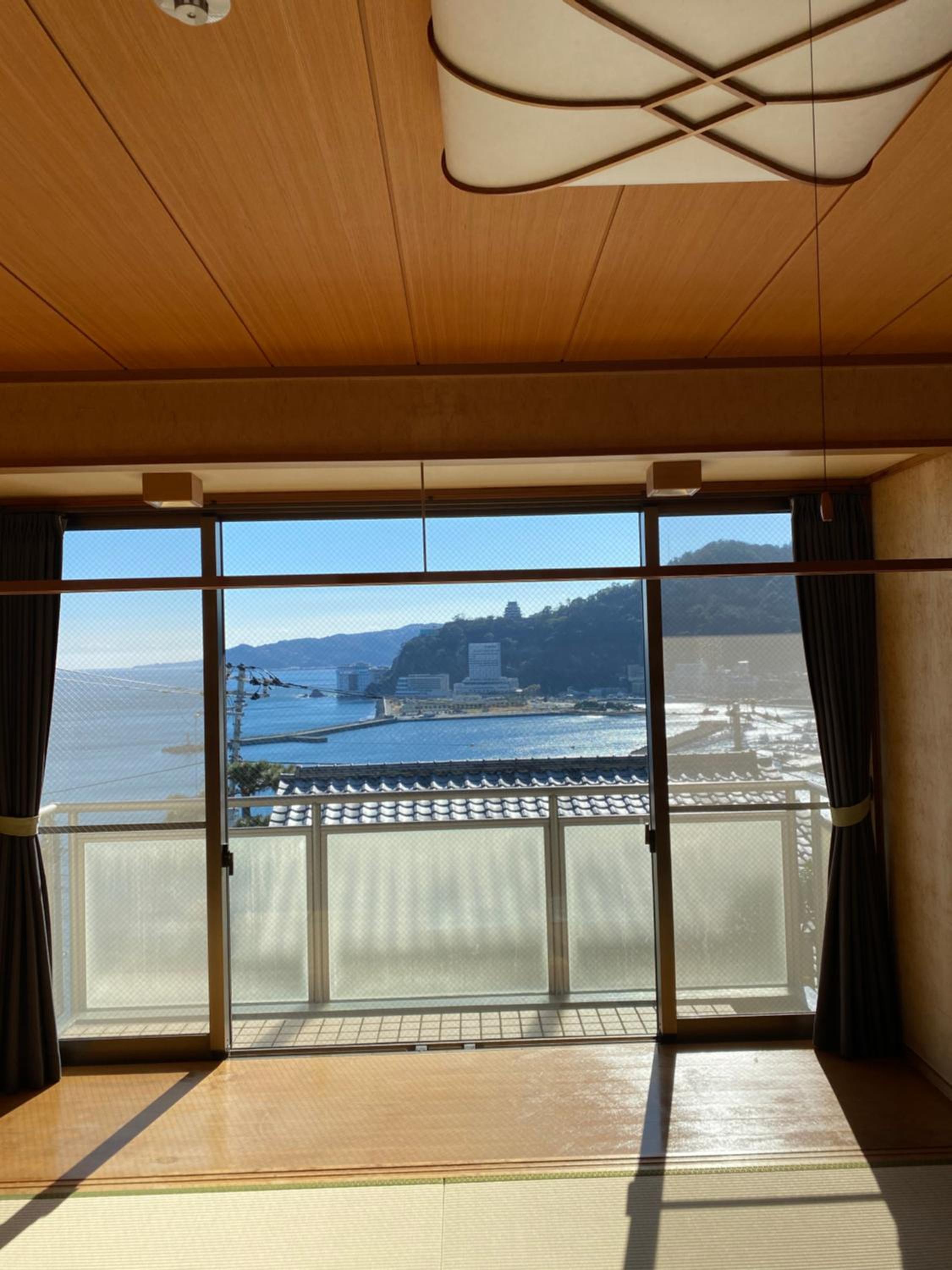 Atami Onsen Guest House Megumi 5 minutes walk from Atami Station