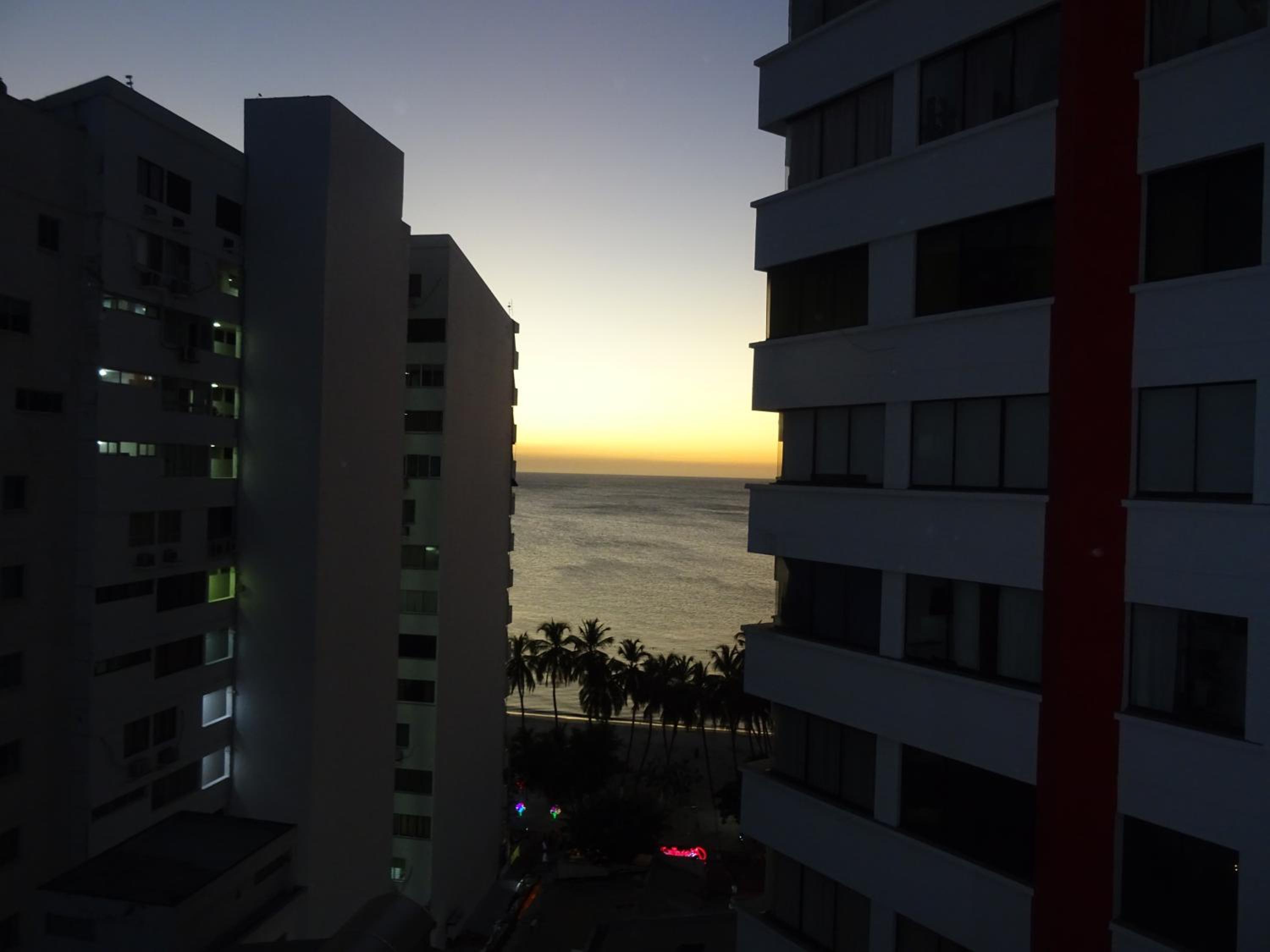 Espectacular, amplio y hermoso apartamento en condominio al frente de la playa El Rodadero